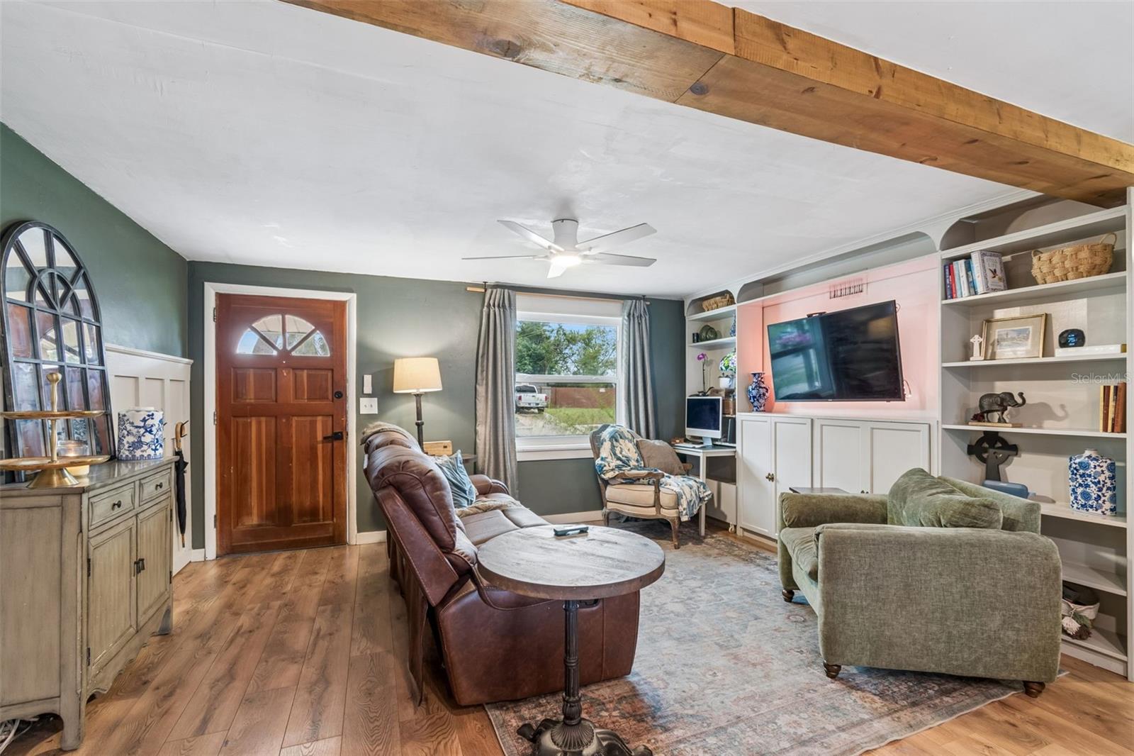 5329 FOREST HILLS DR