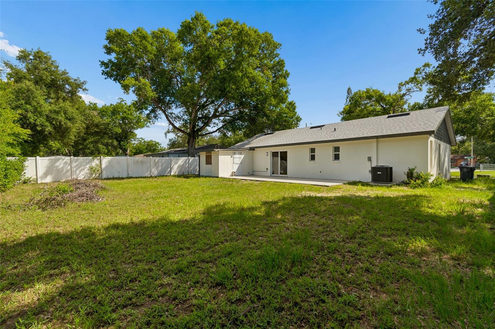 3725 AMBERMIST DR