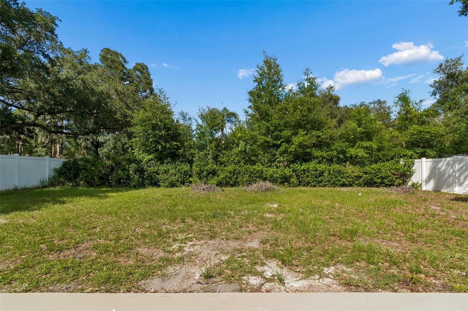 3725 AMBERMIST DR