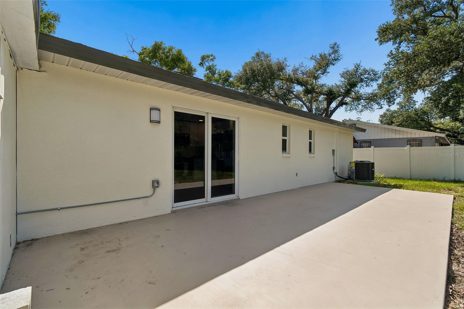 3725 AMBERMIST DR