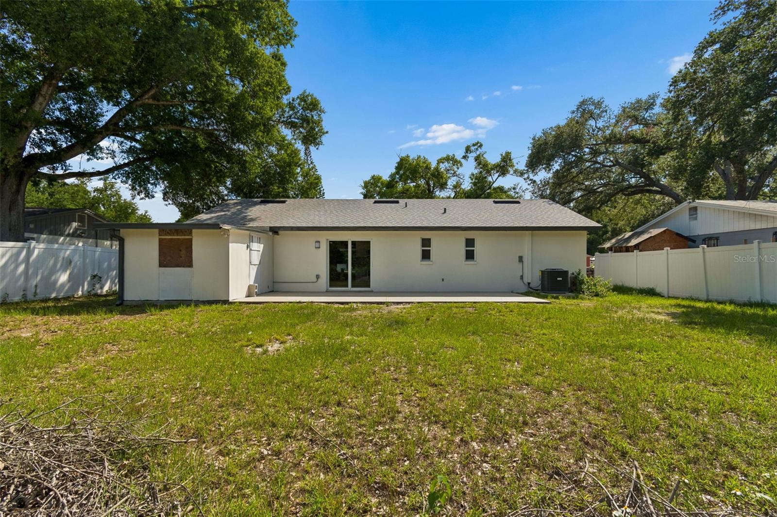 3725 AMBERMIST DR