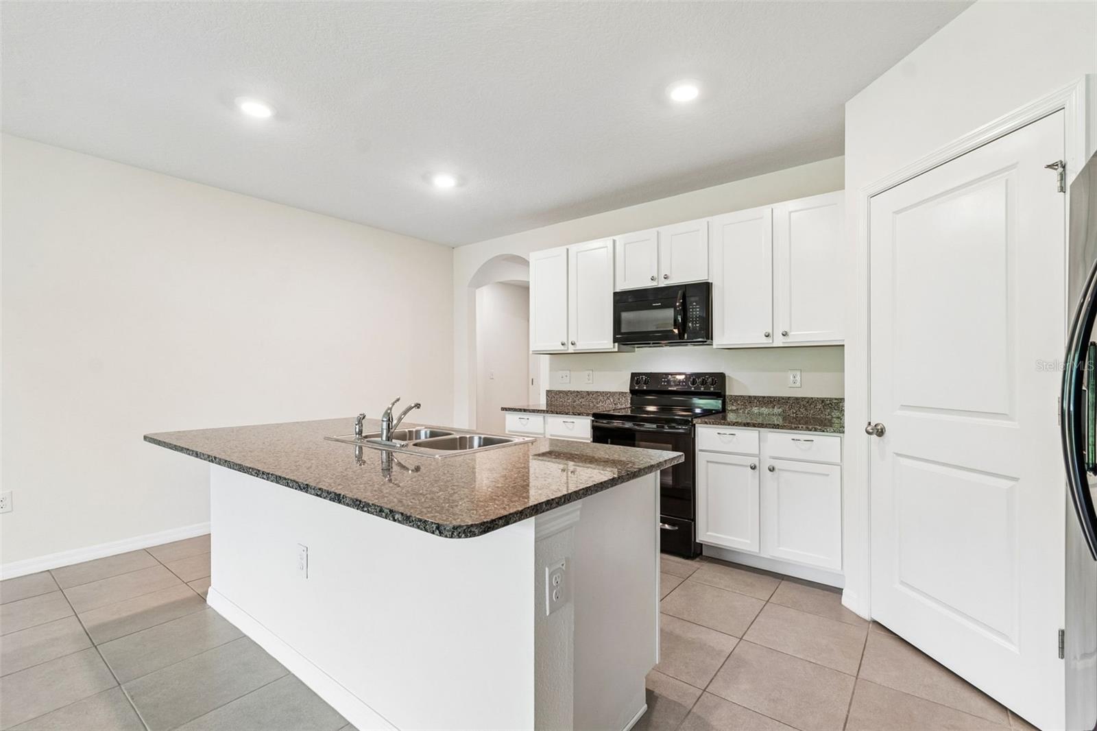 35525 STELLA VAST DR