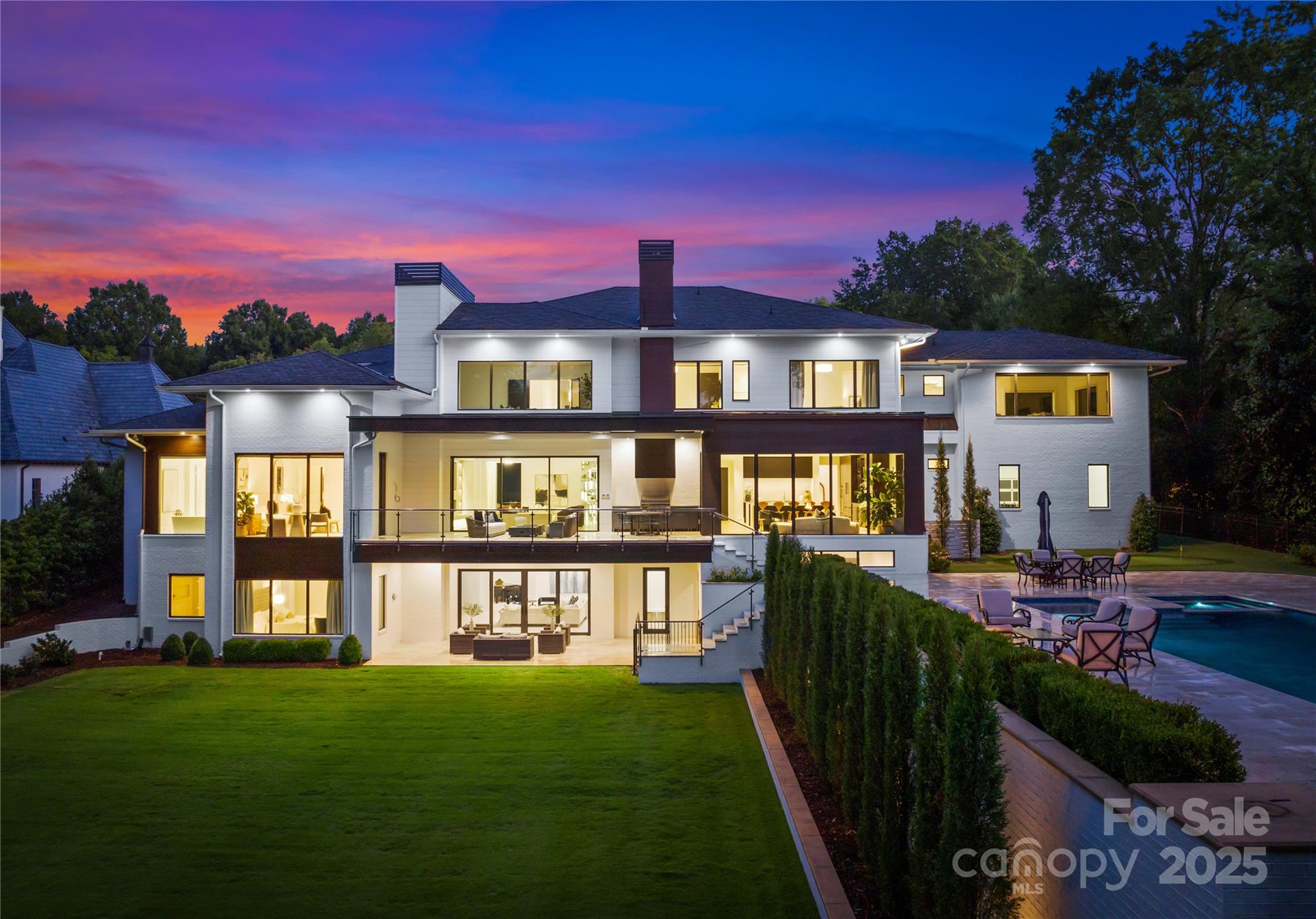 2116 Woodhaven Road