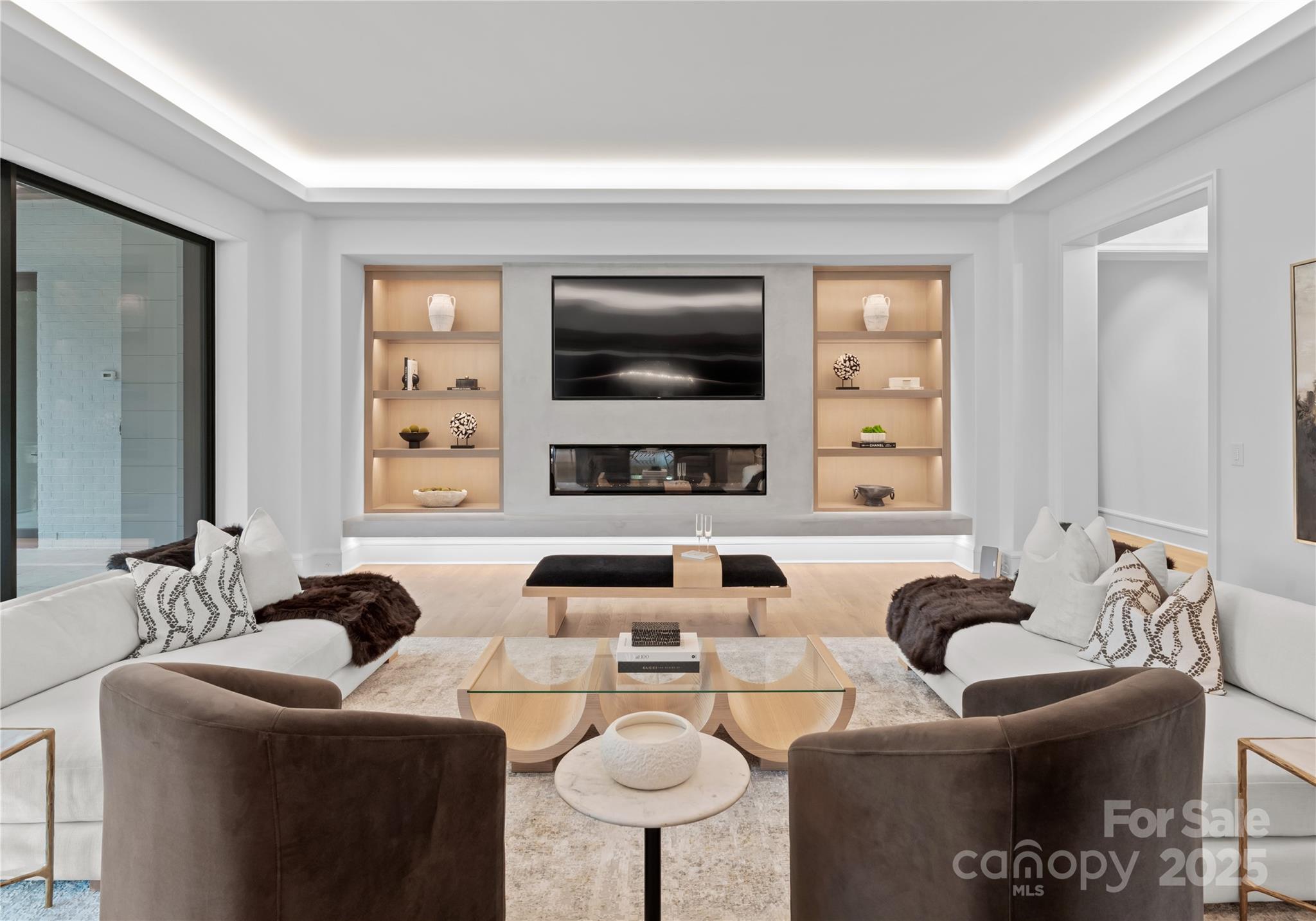 2116 Woodhaven Road