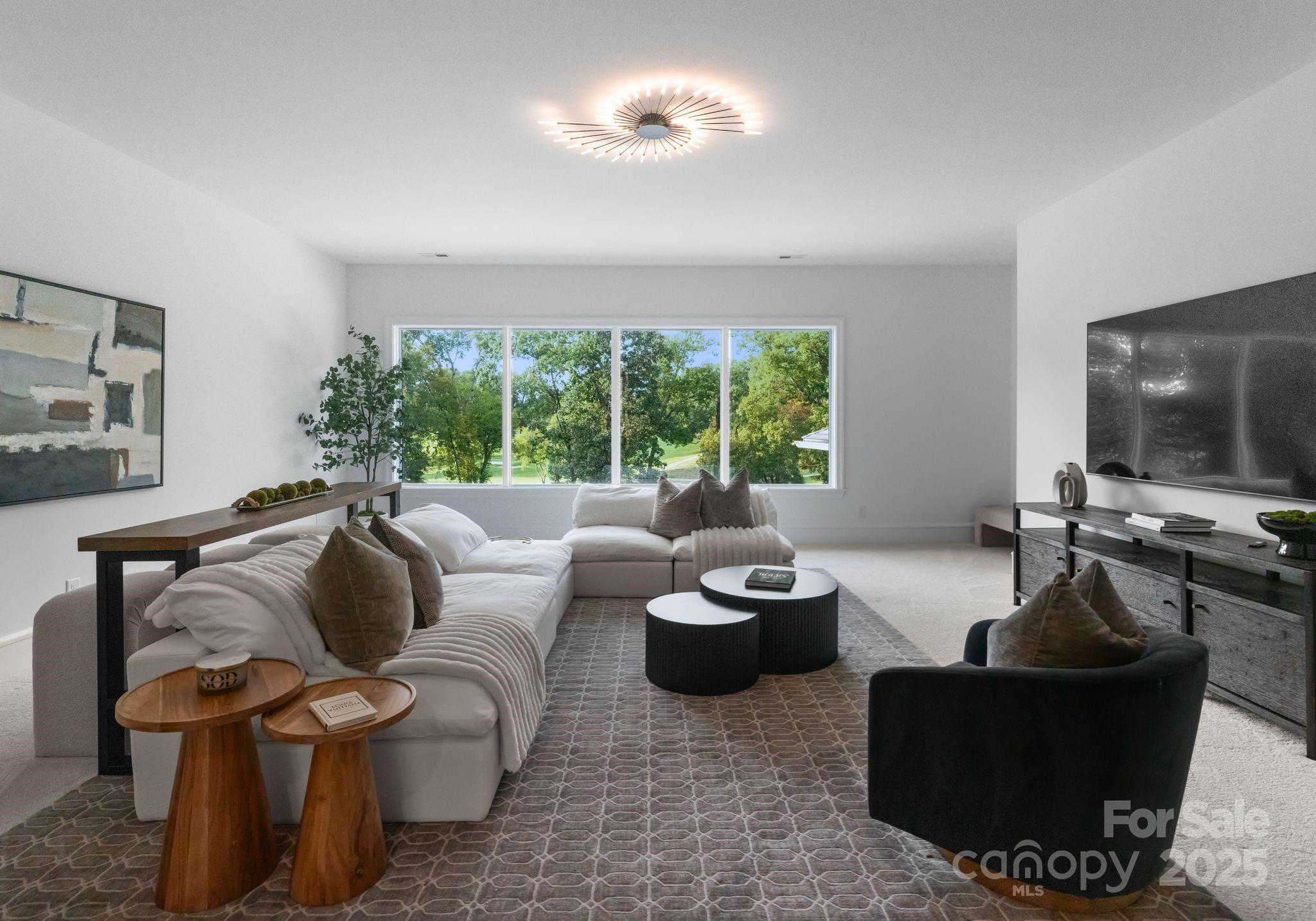 2116 Woodhaven Road