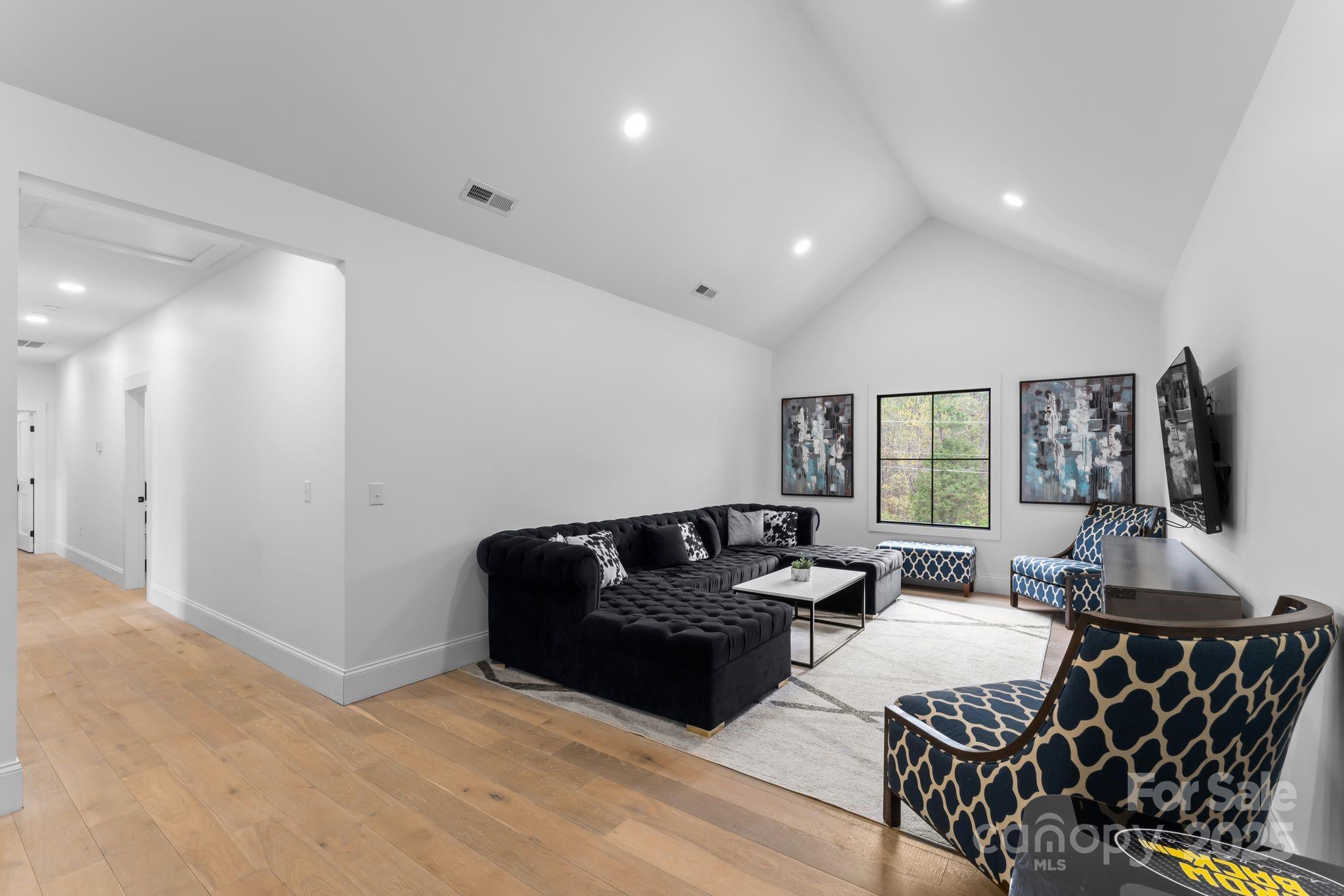 1575 Shinnville Road