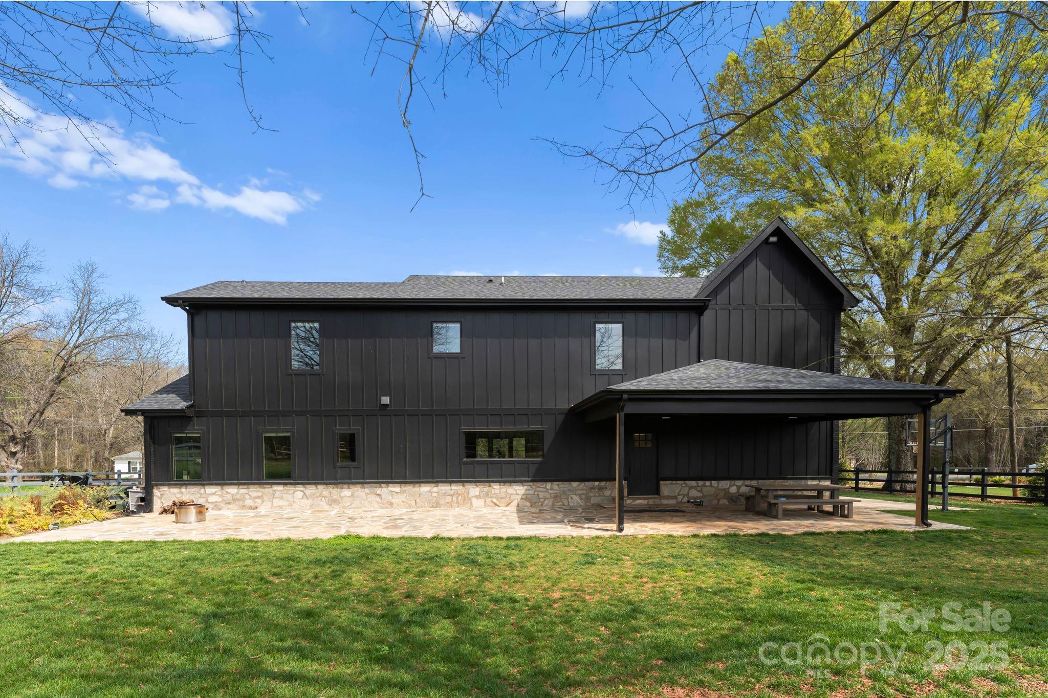 1575 Shinnville Road