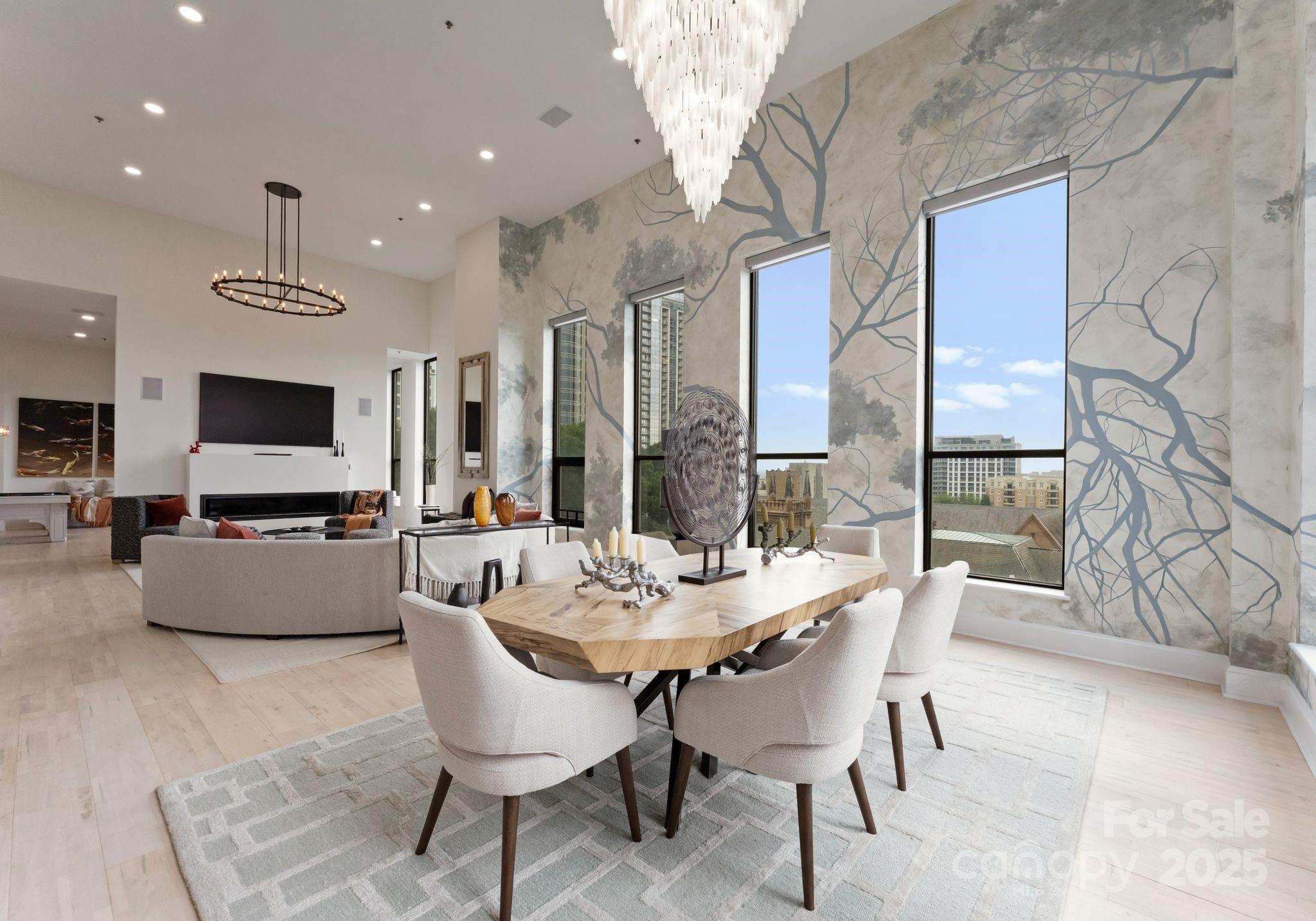 127 N Tryon Street Unit: 615