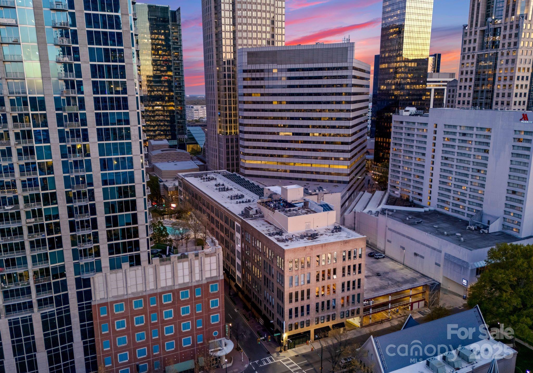 127 N Tryon Street Unit: 615