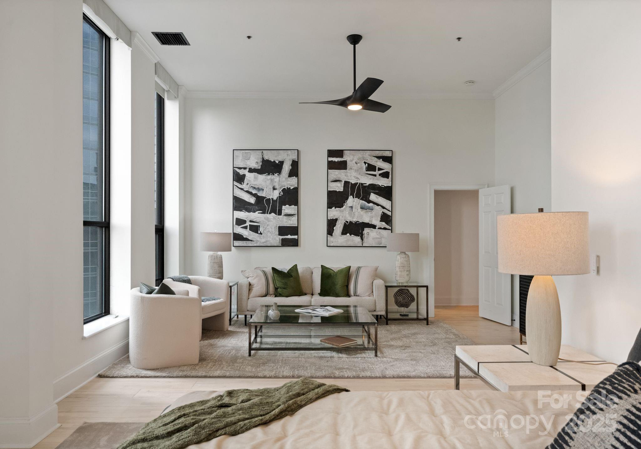 127 N Tryon Street Unit: 615