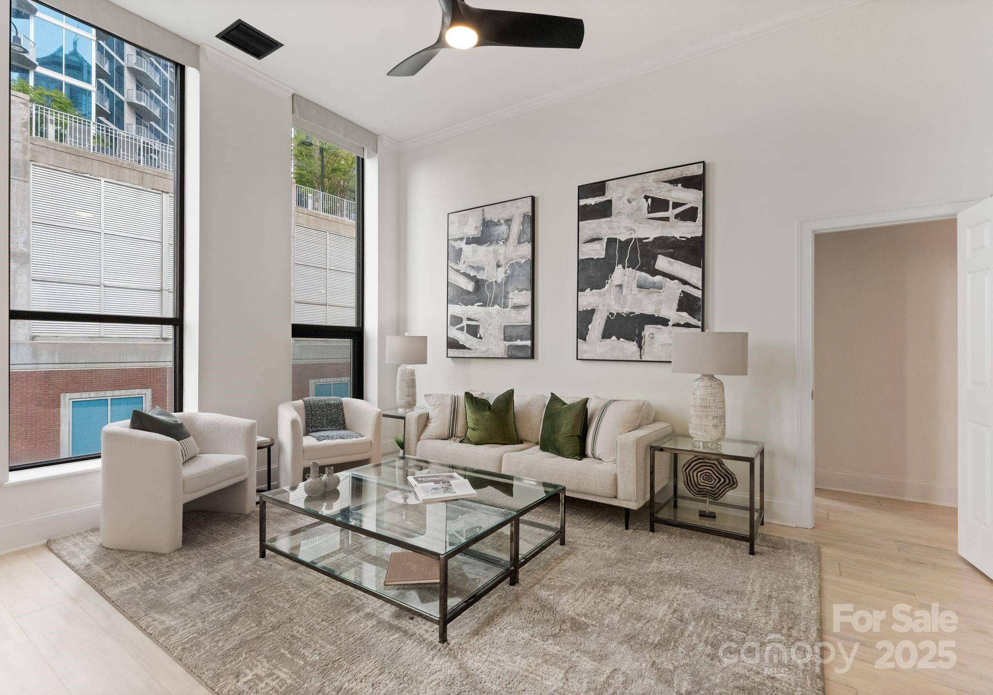 127 N Tryon Street Unit: 615