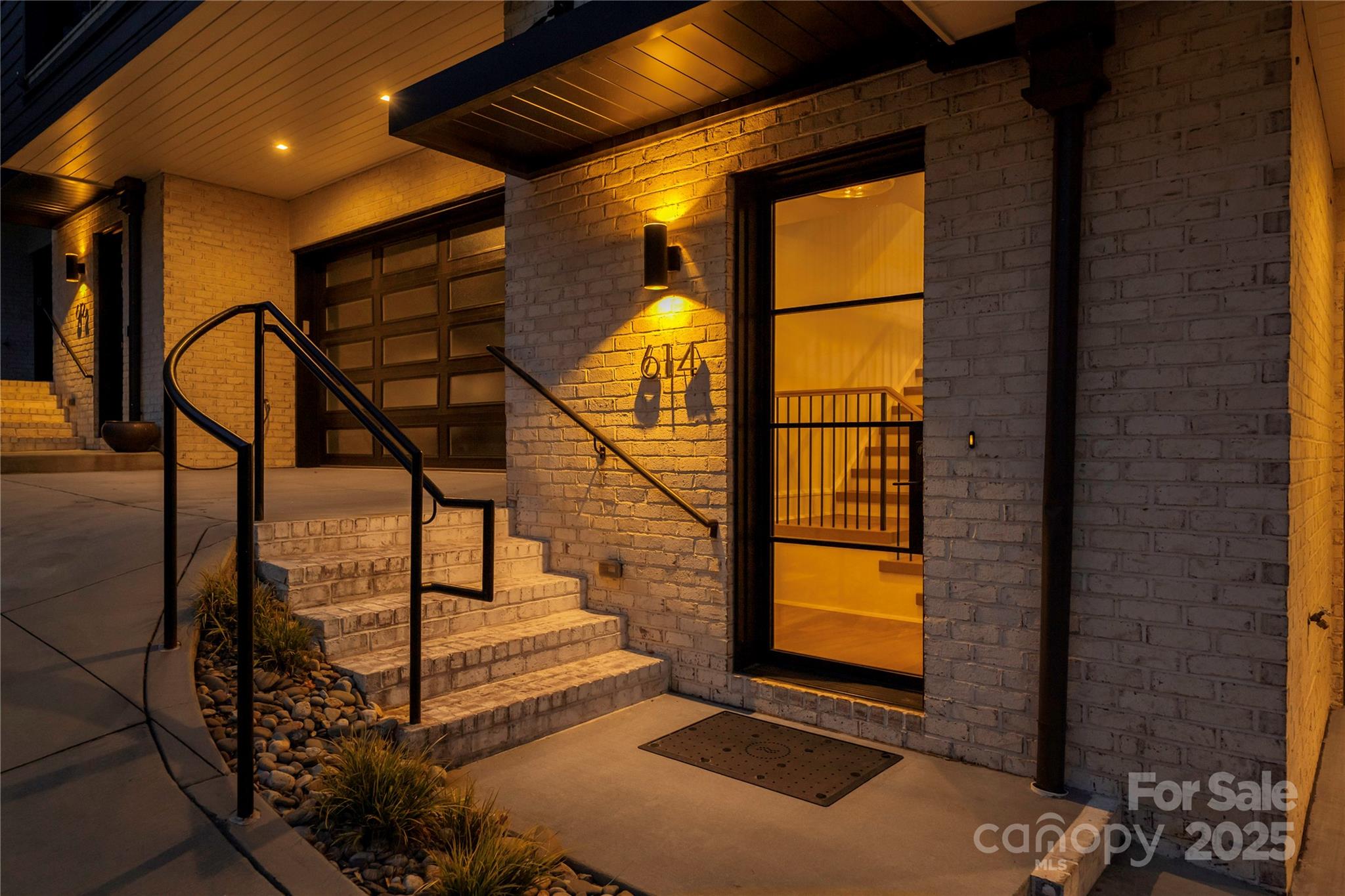 614 Queens Road