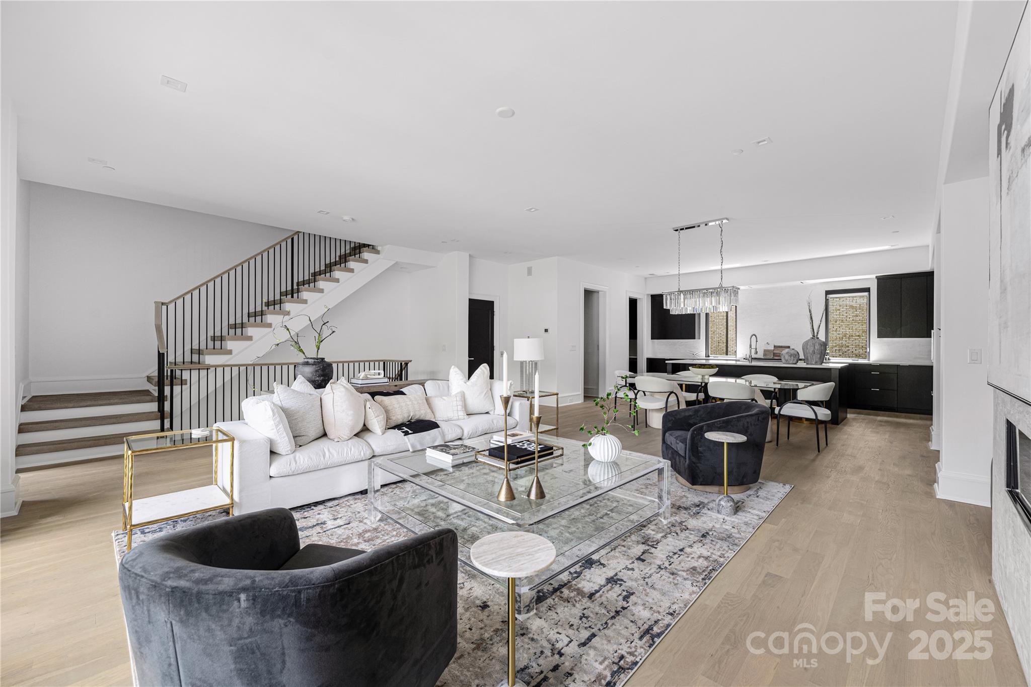 614 Queens Road