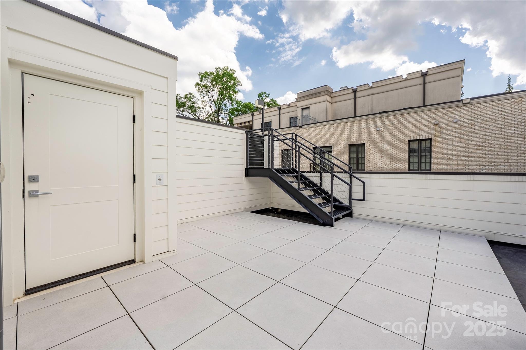 614 Queens Road