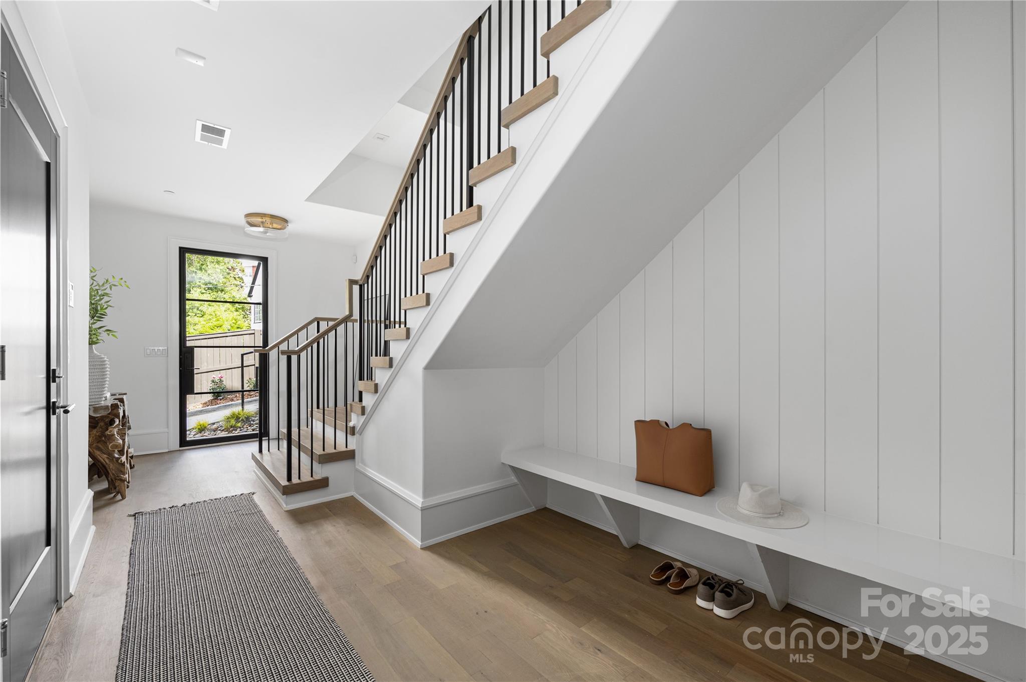 614 Queens Road