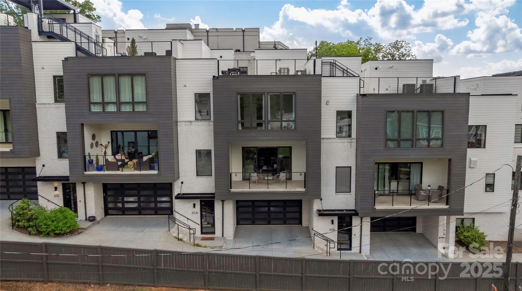 614 Queens Road