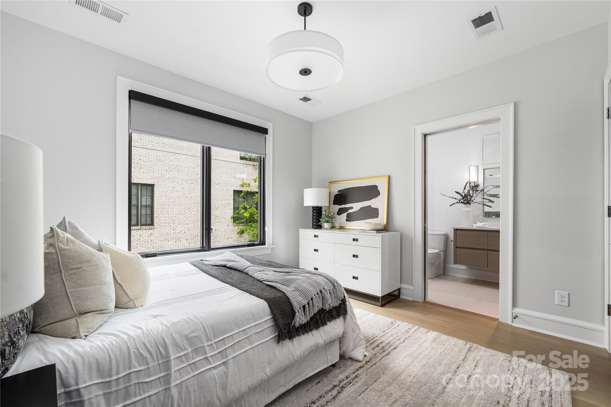 614 Queens Road