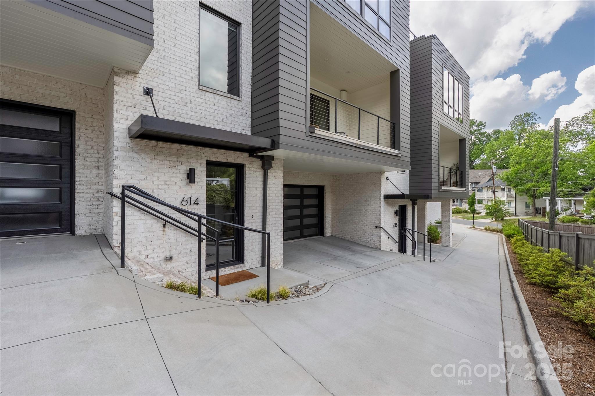 614 Queens Road