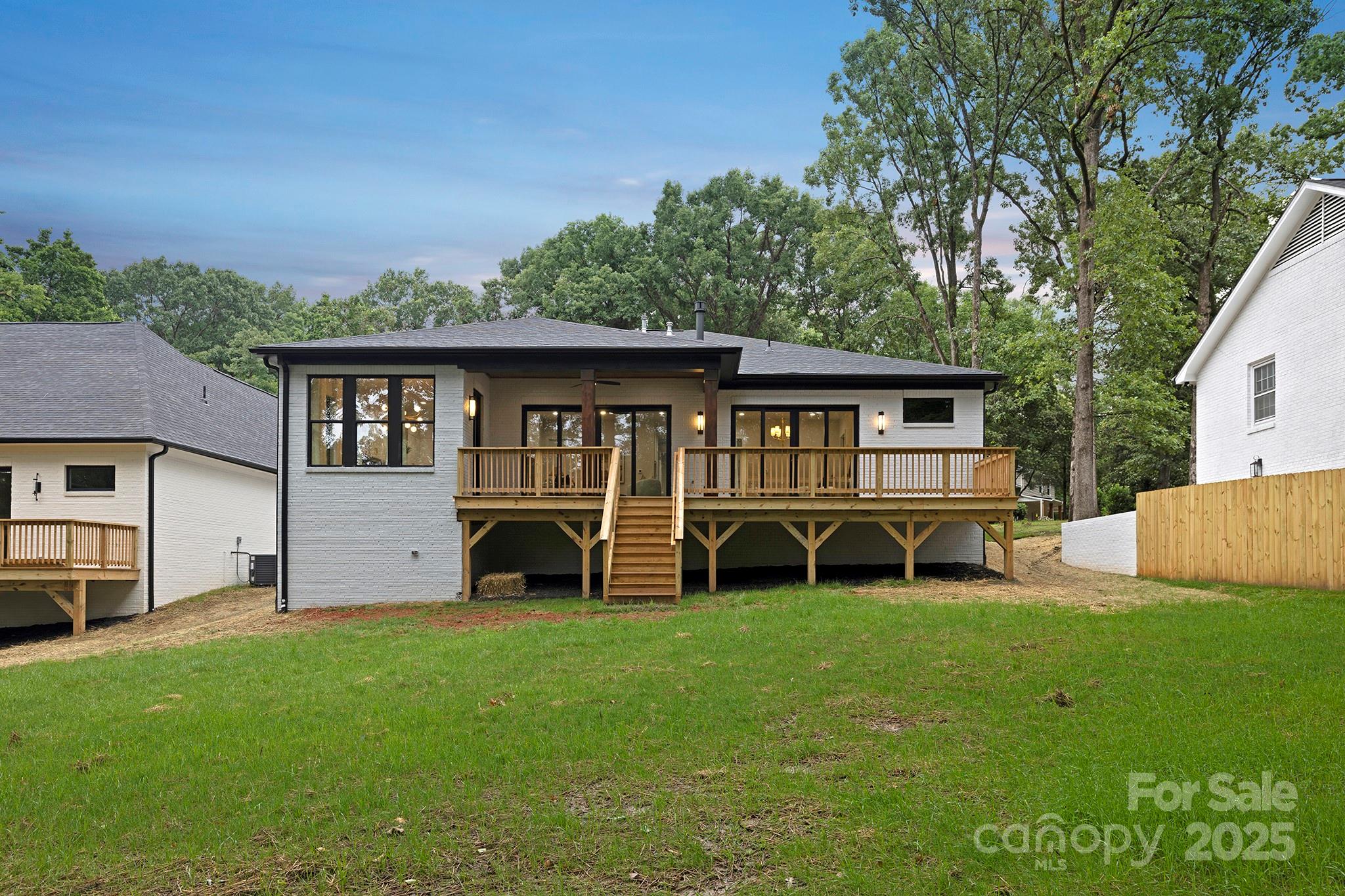 1626 Burtonwood Circle