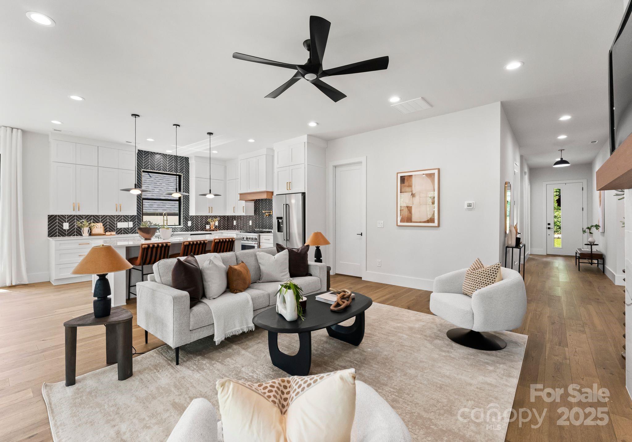 1626 Burtonwood Circle