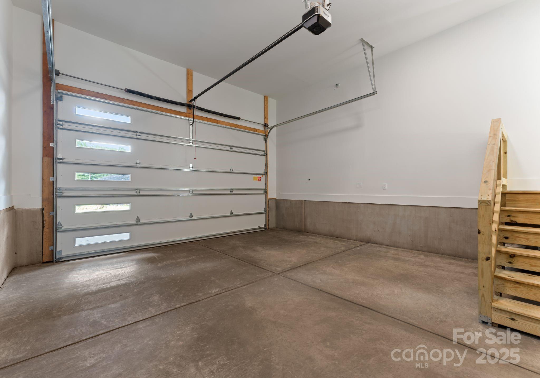 721 Hillside Avenue Unit: 2
