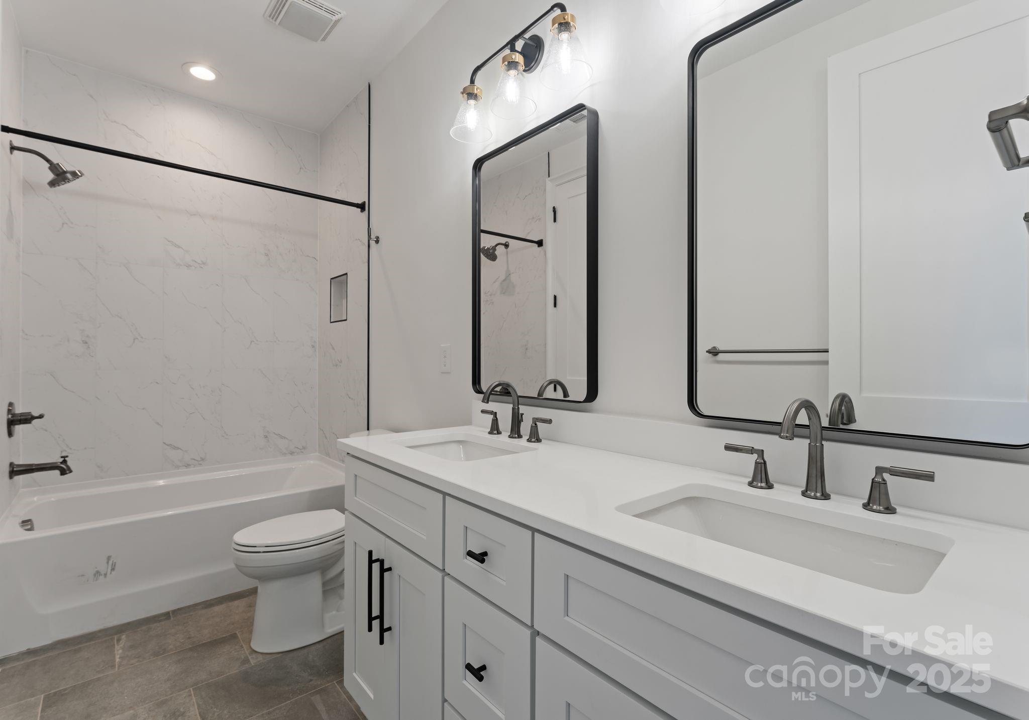 721 Hillside Avenue Unit: 2
