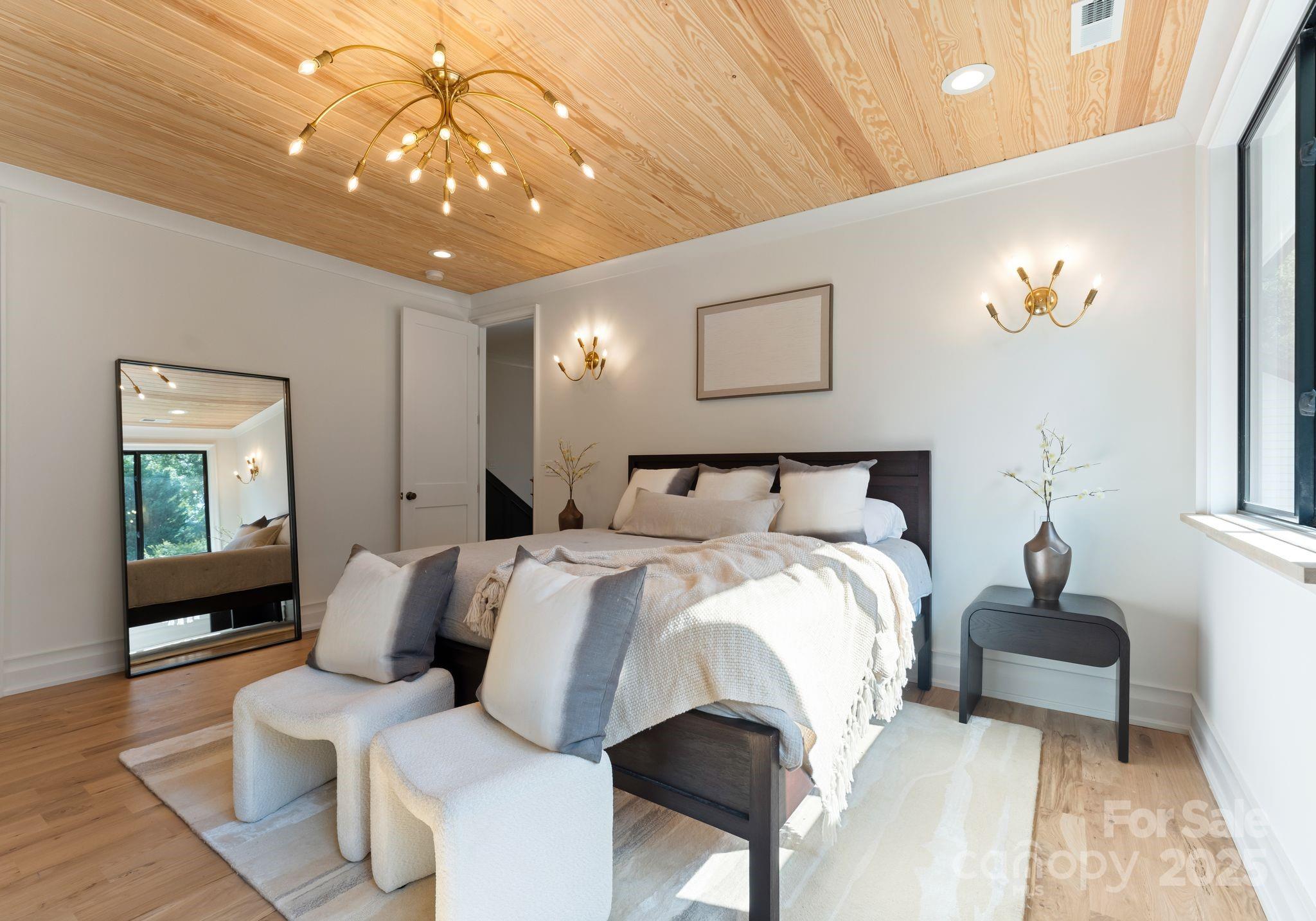 721 Hillside Avenue Unit: 2