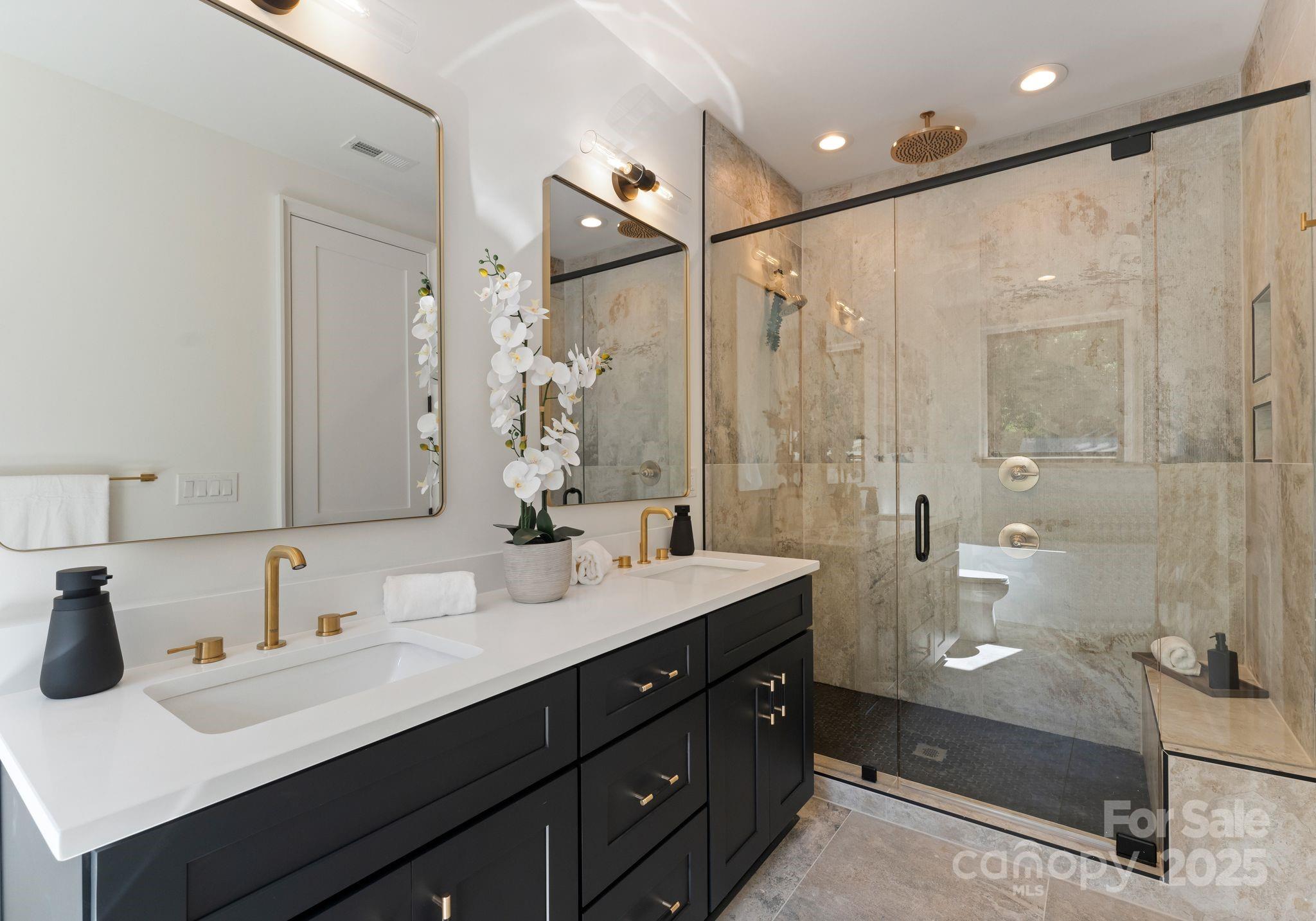 721 Hillside Avenue Unit: 2