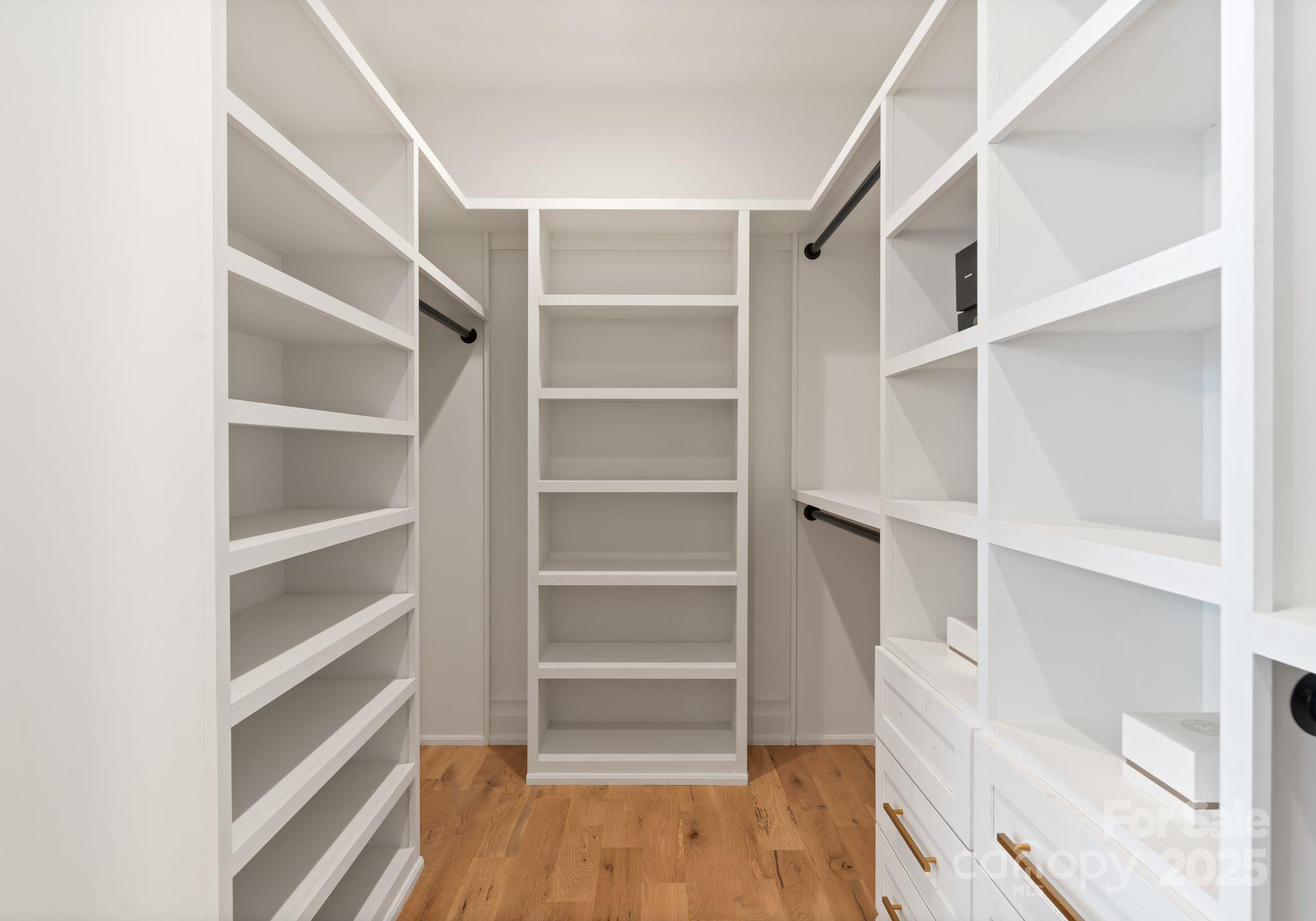 721 Hillside Avenue Unit: 2
