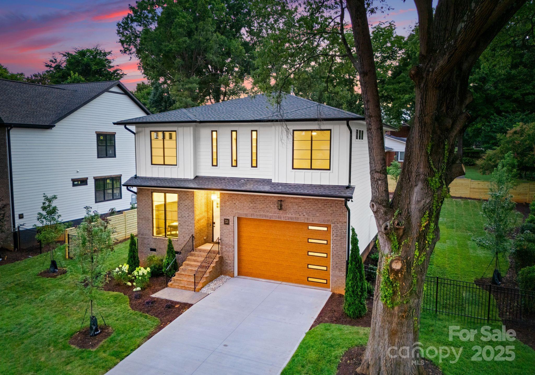 721 Hillside Avenue Unit: 2
