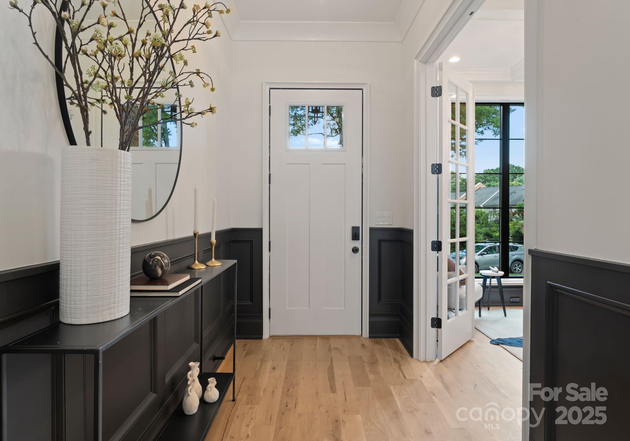721 Hillside Avenue Unit: 2
