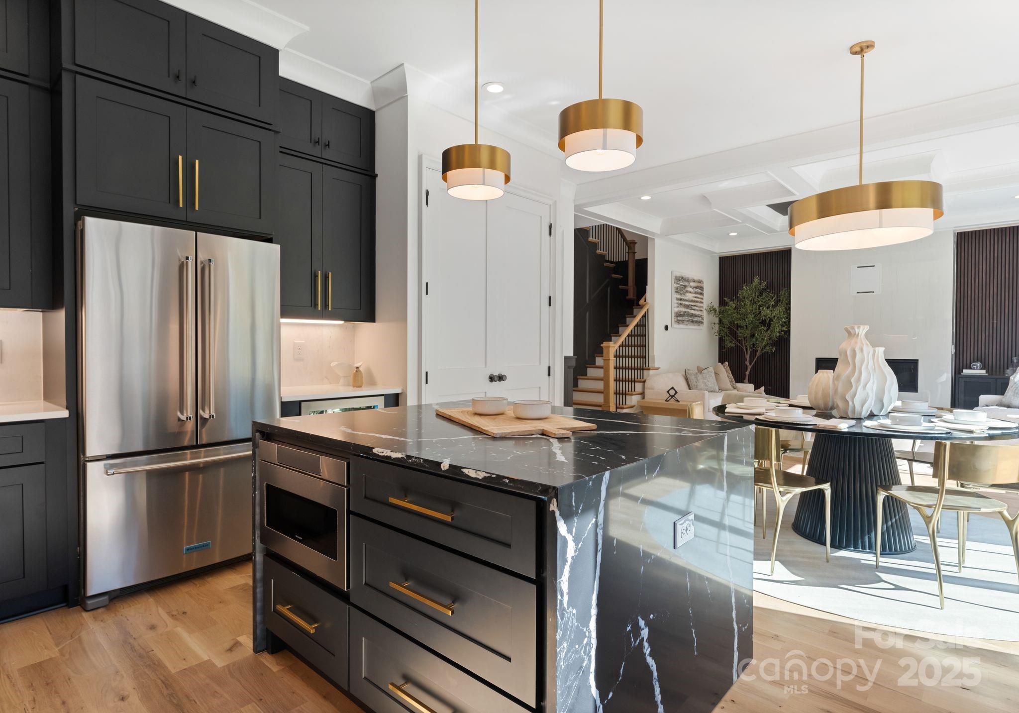 721 Hillside Avenue Unit: 2