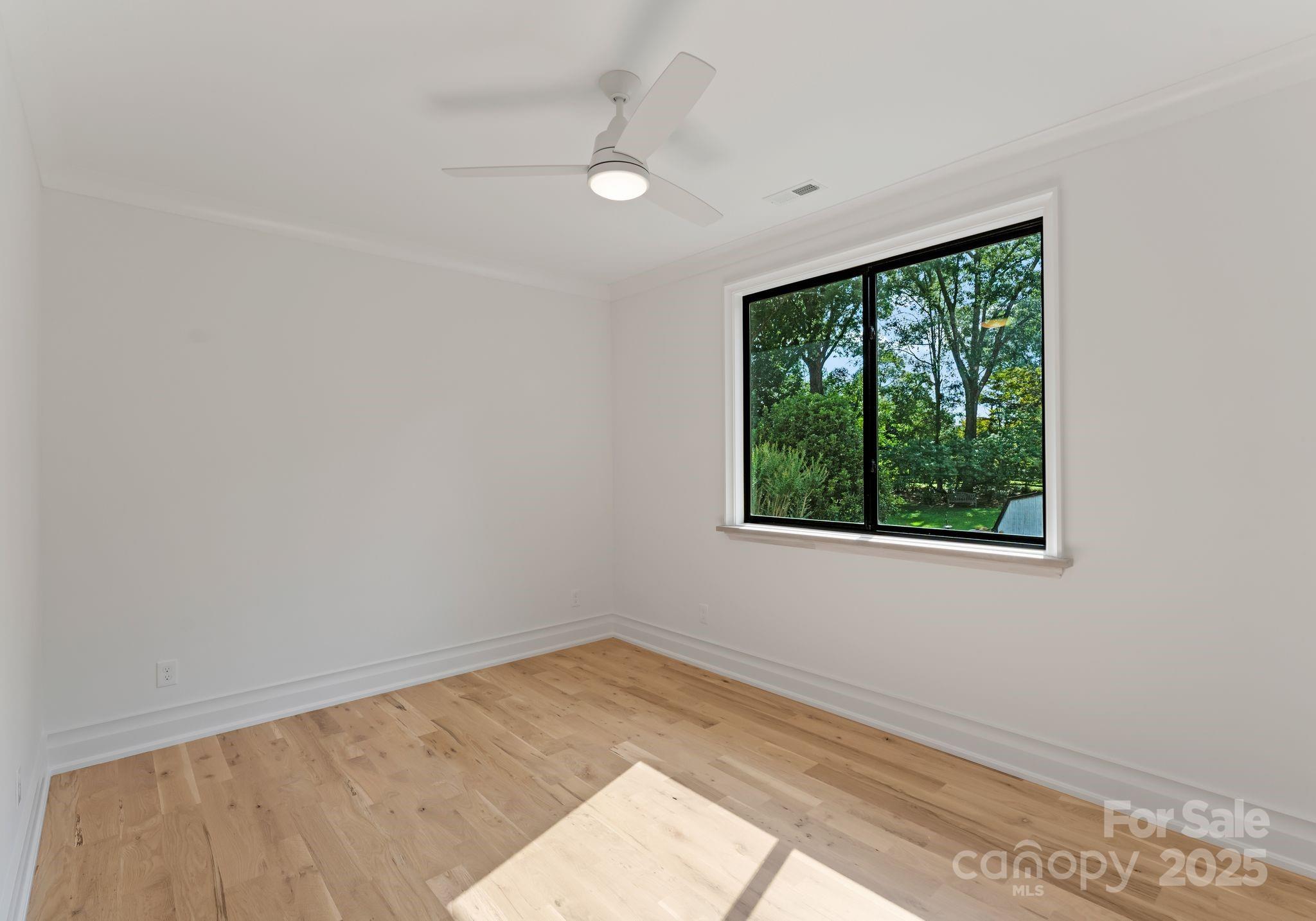 721 Hillside Avenue Unit: 2