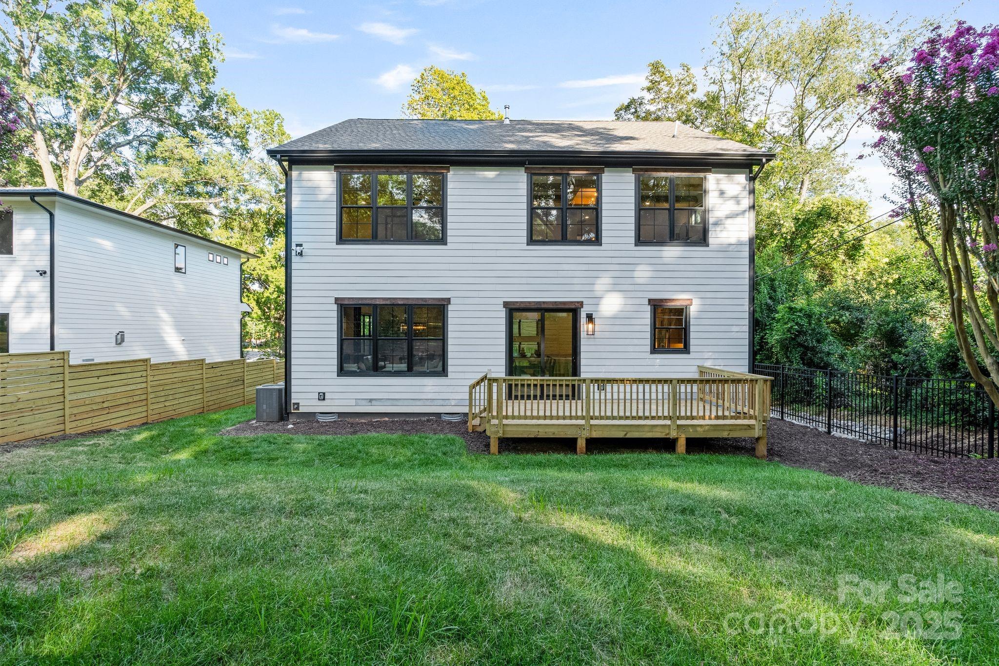 725 Hillside Avenue