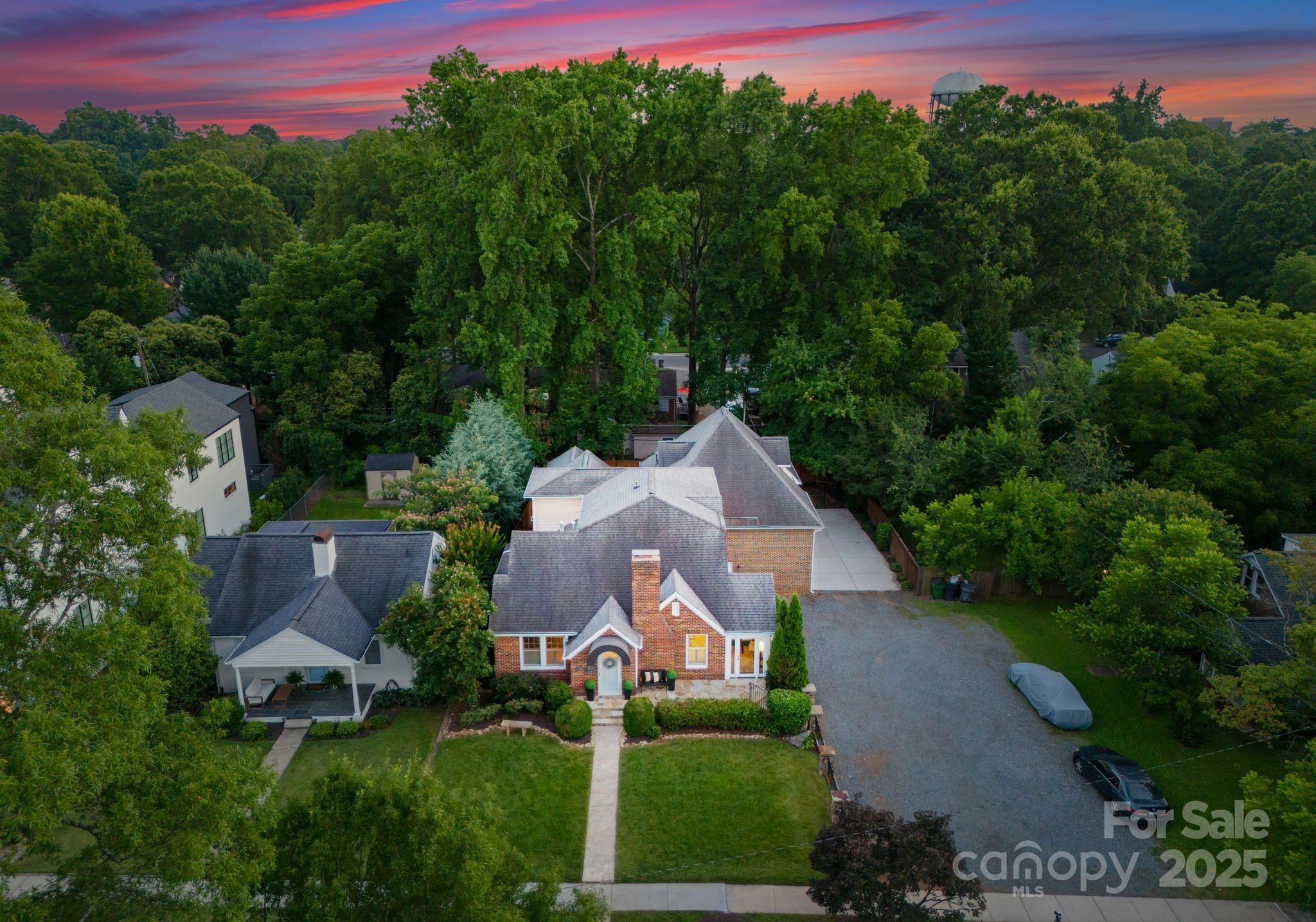 2100 Chesterfield Avenue