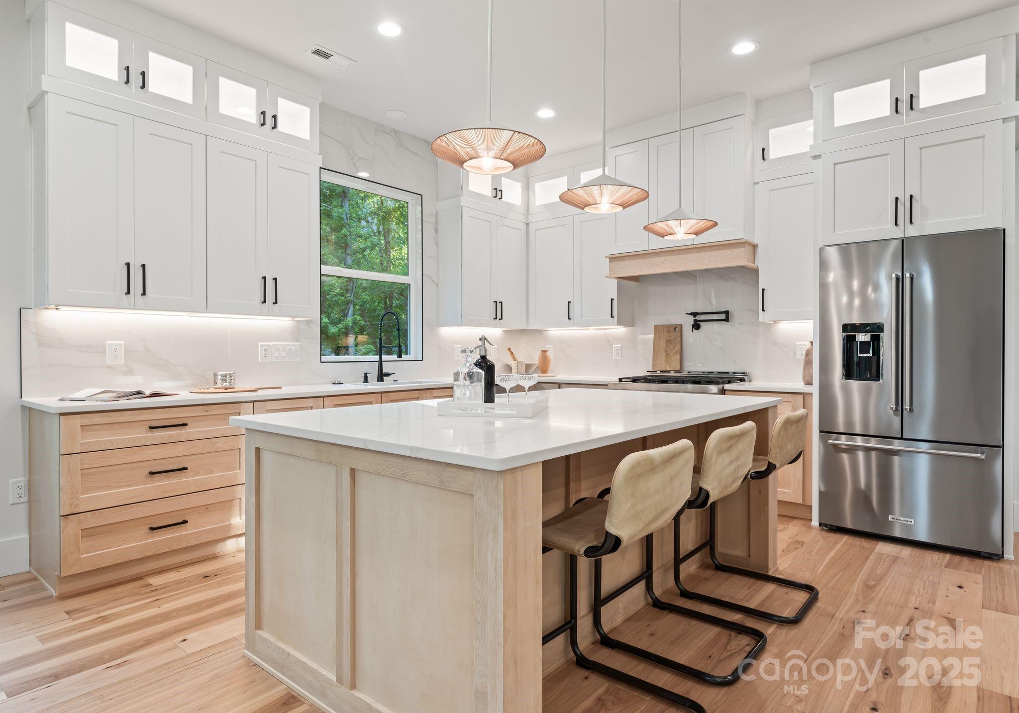 1622 Burtonwood Circle