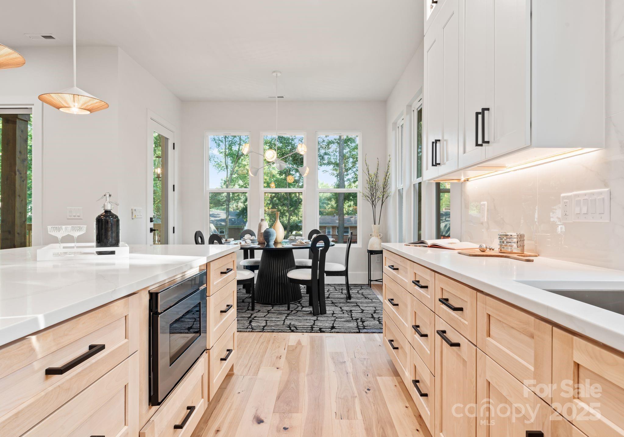 1622 Burtonwood Circle