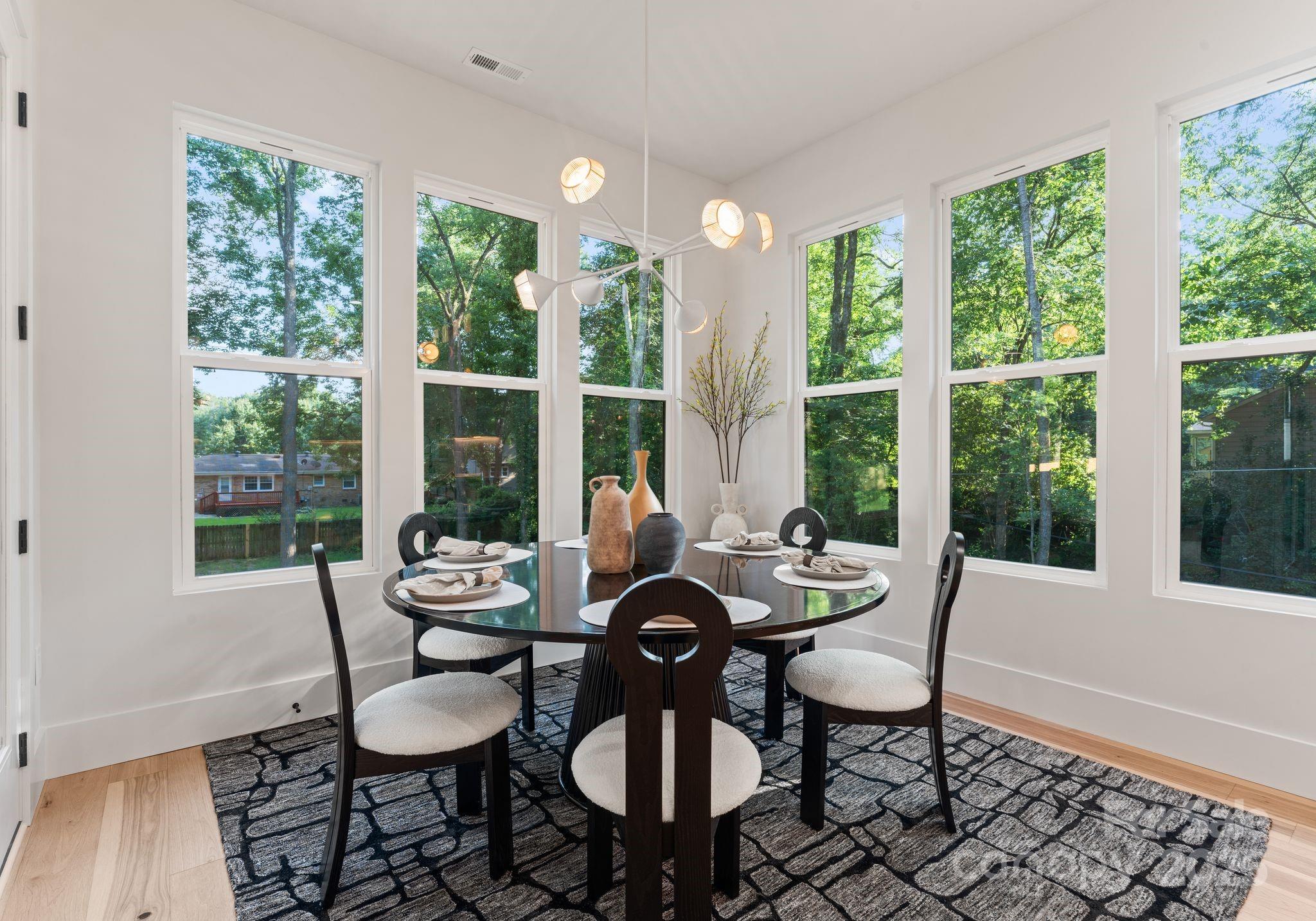 1622 Burtonwood Circle