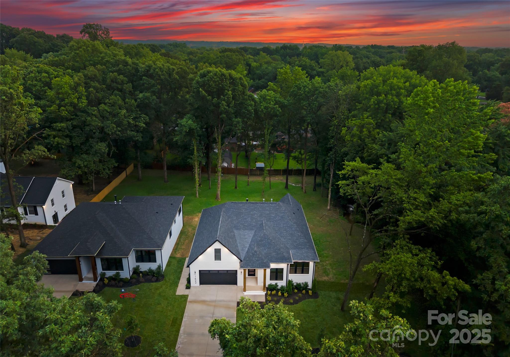 1622 Burtonwood Circle