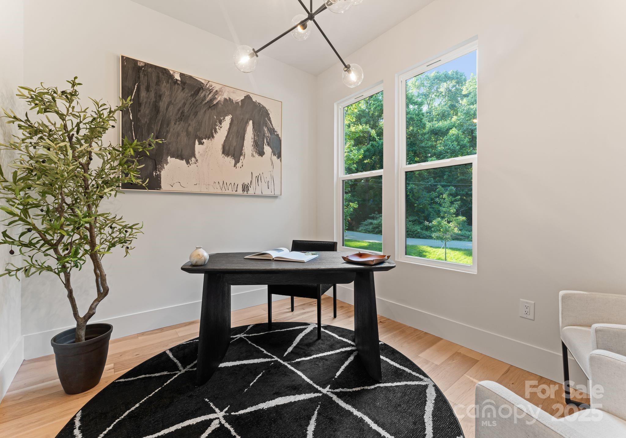 1622 Burtonwood Circle