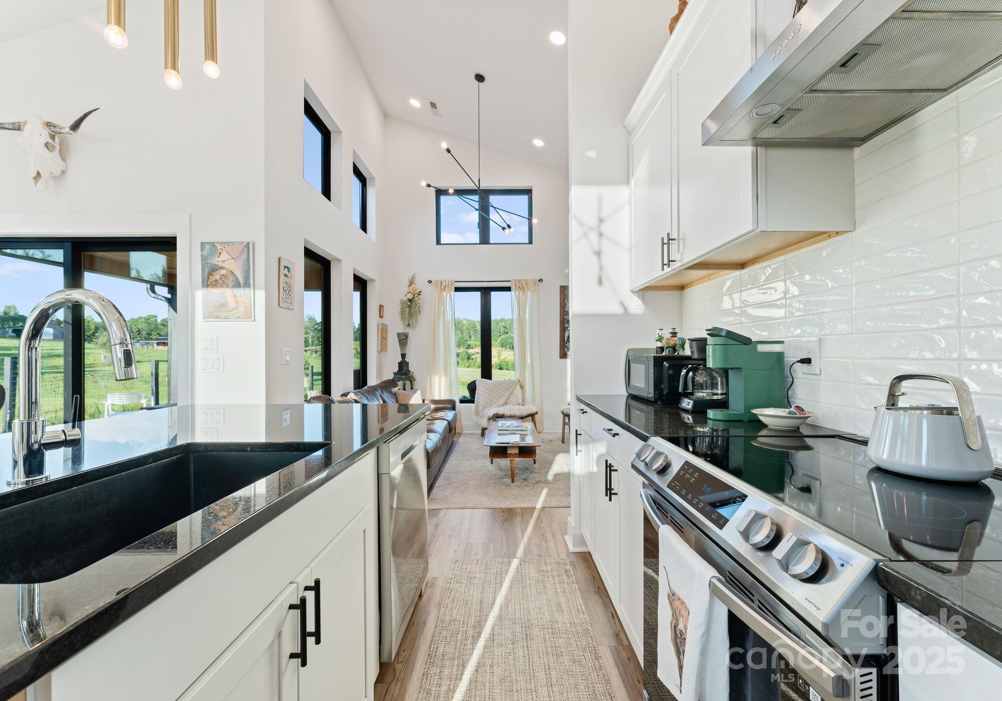 200 Weatherstone Trail