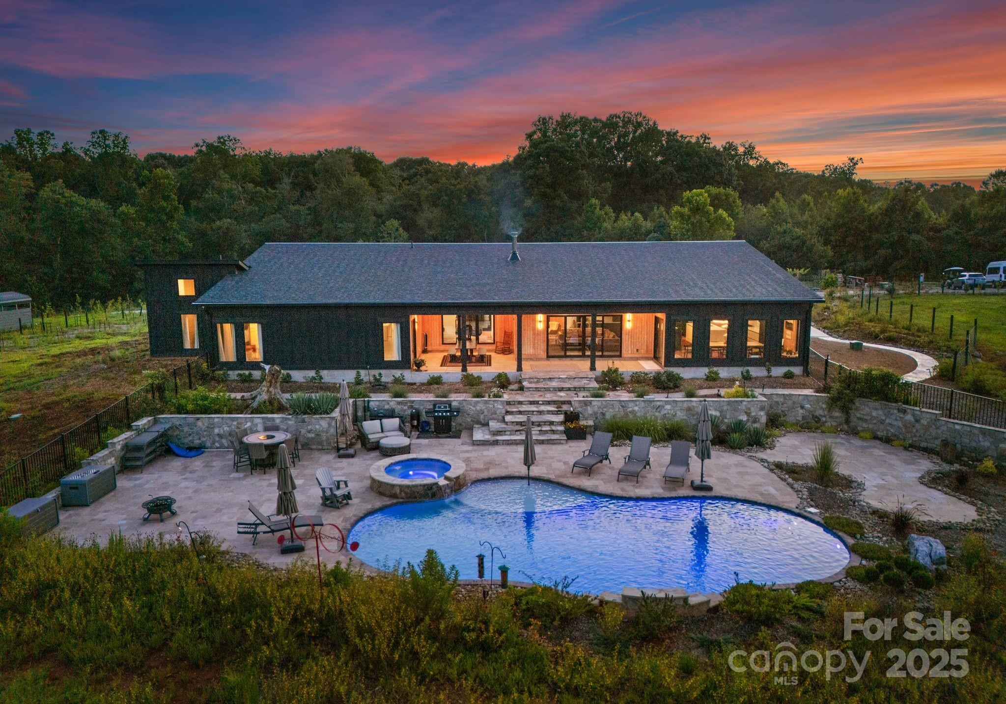 200 Weatherstone Trail