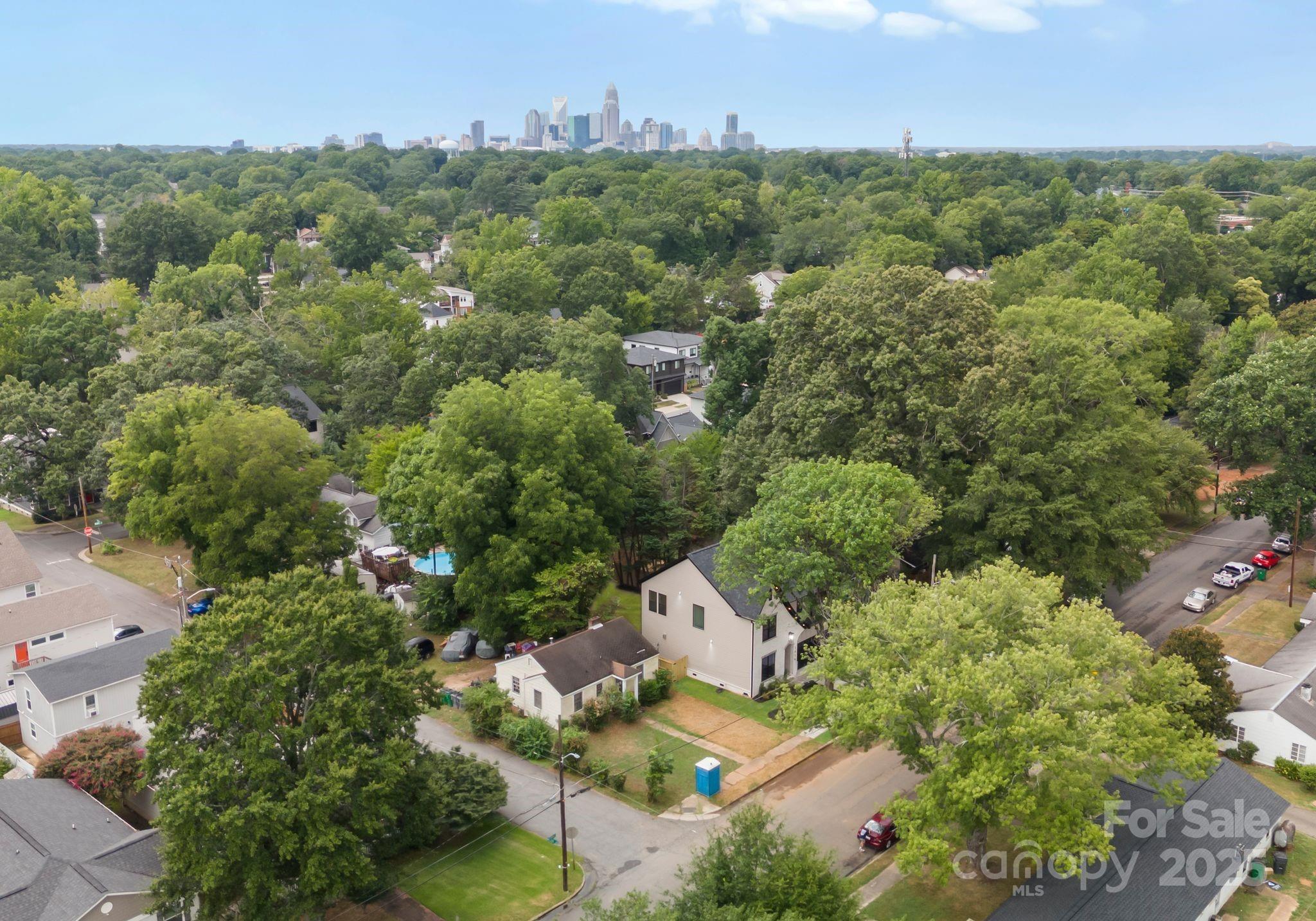 1616 E 35th Street