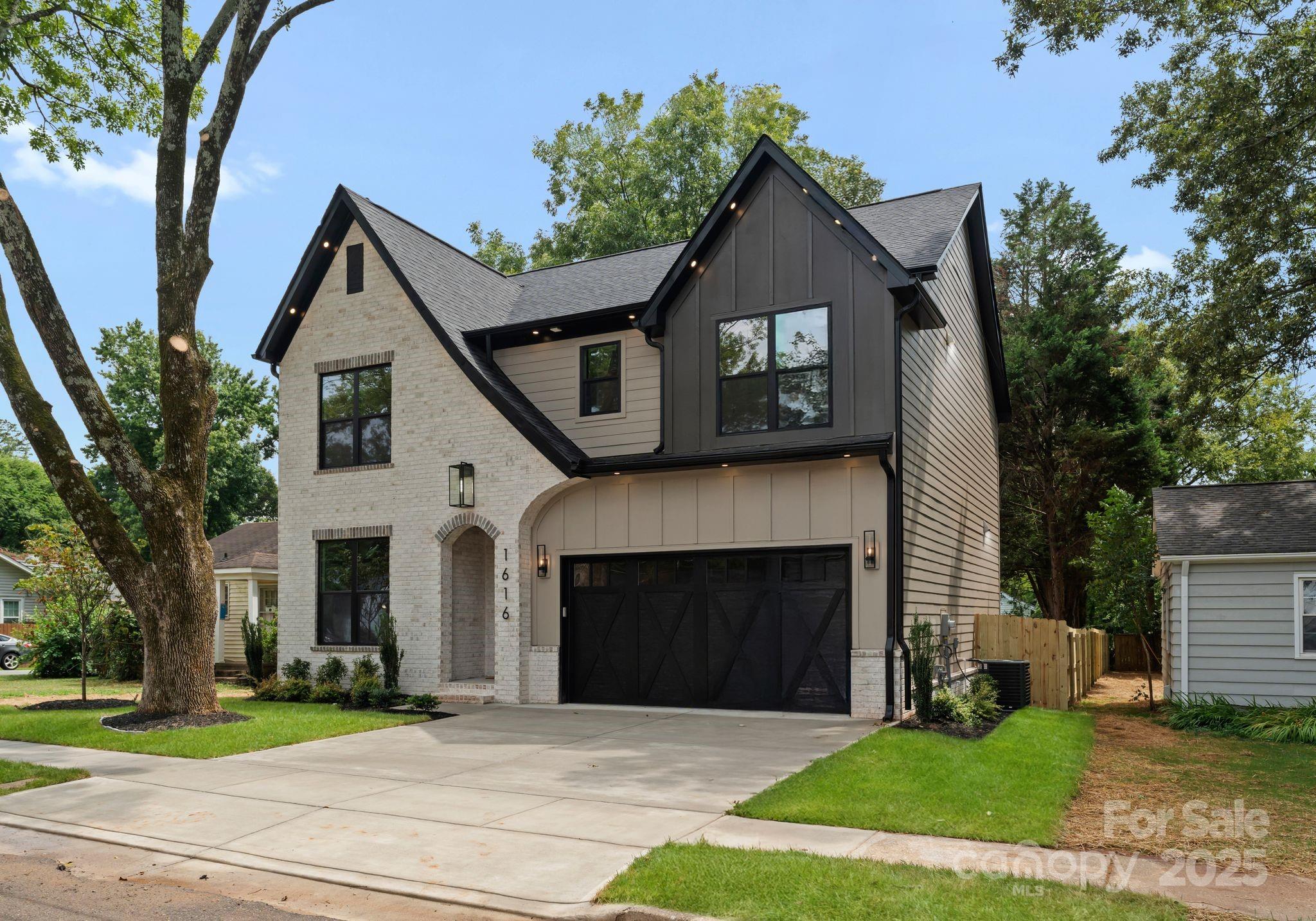 1616 E 35th Street