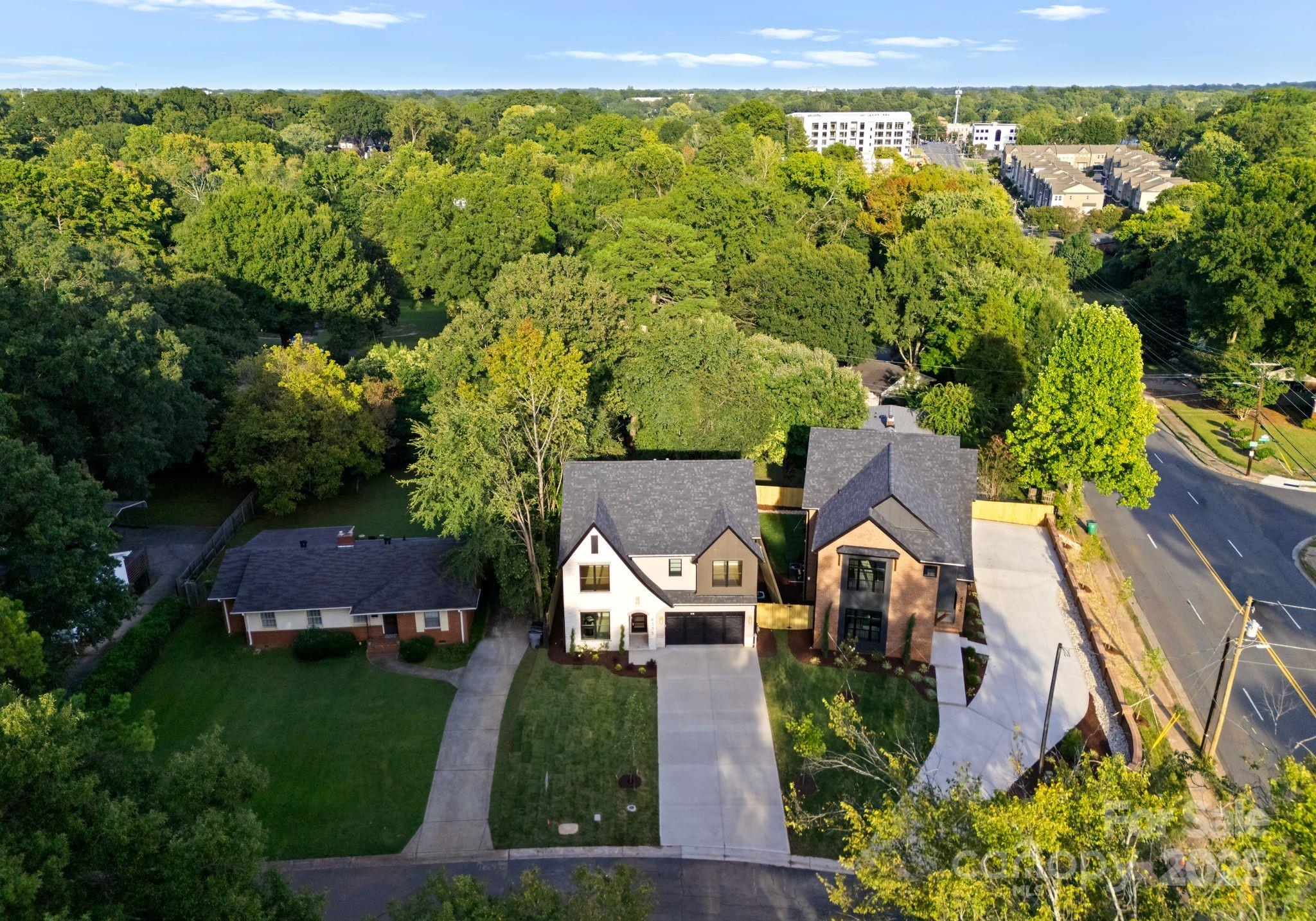 4335 Castlewood Road