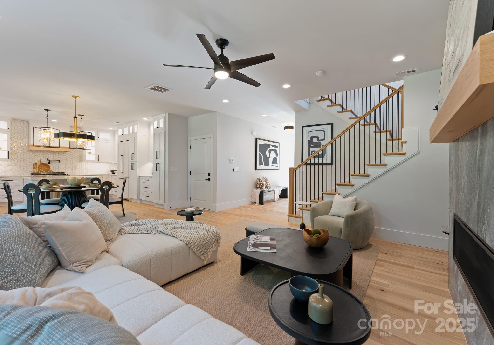 4335 Castlewood Road