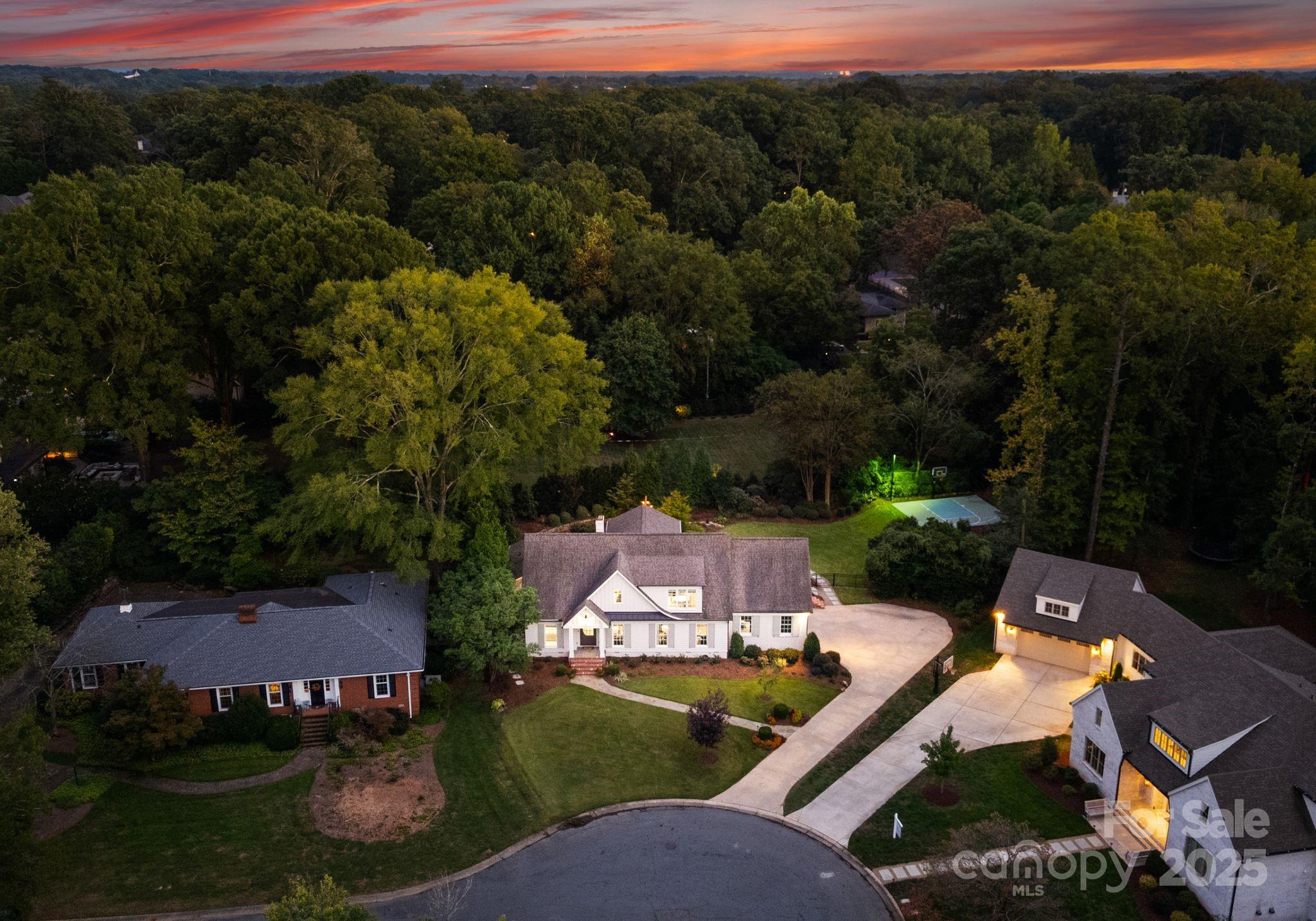 2415 Knollwood Road