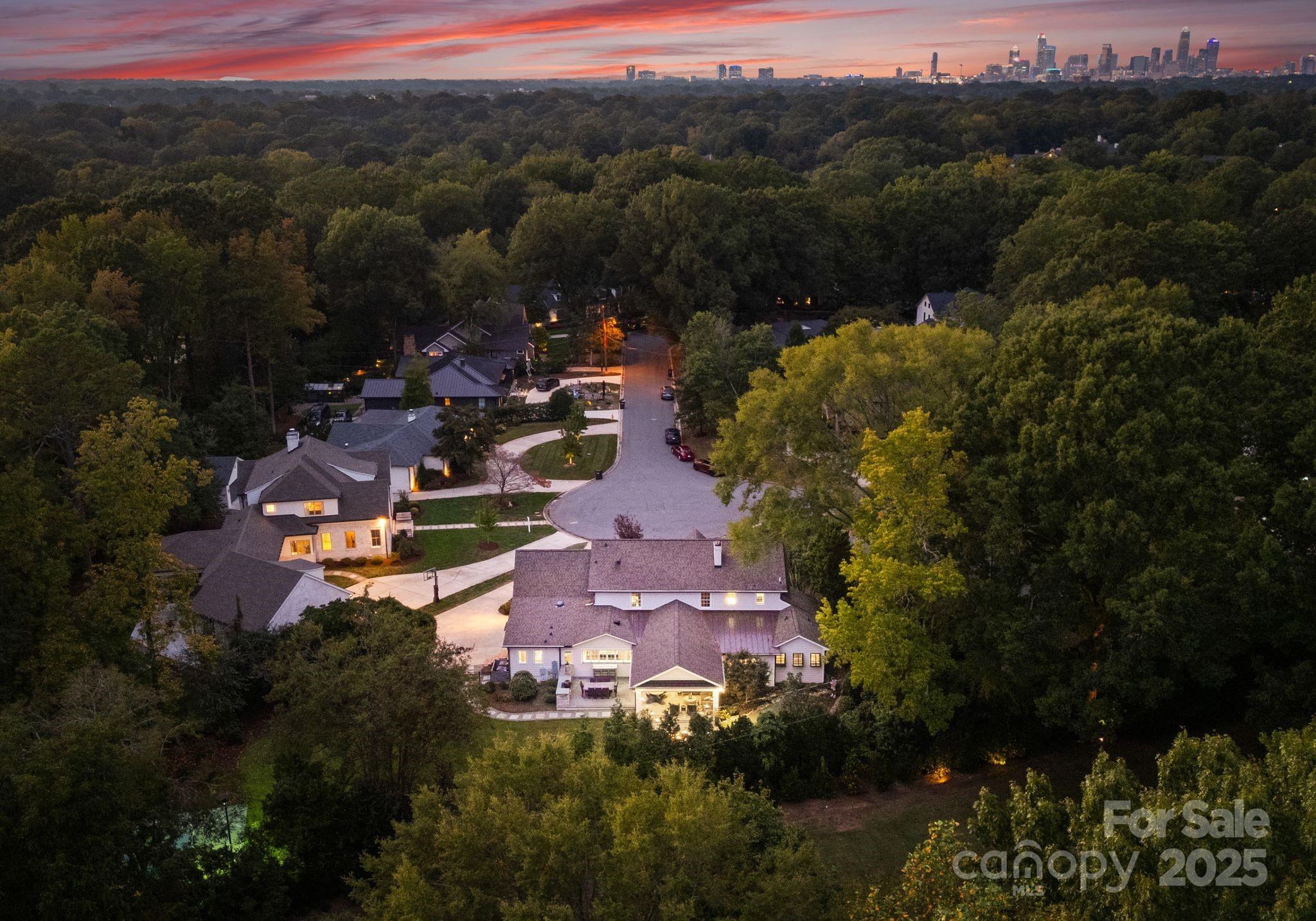 2415 Knollwood Road