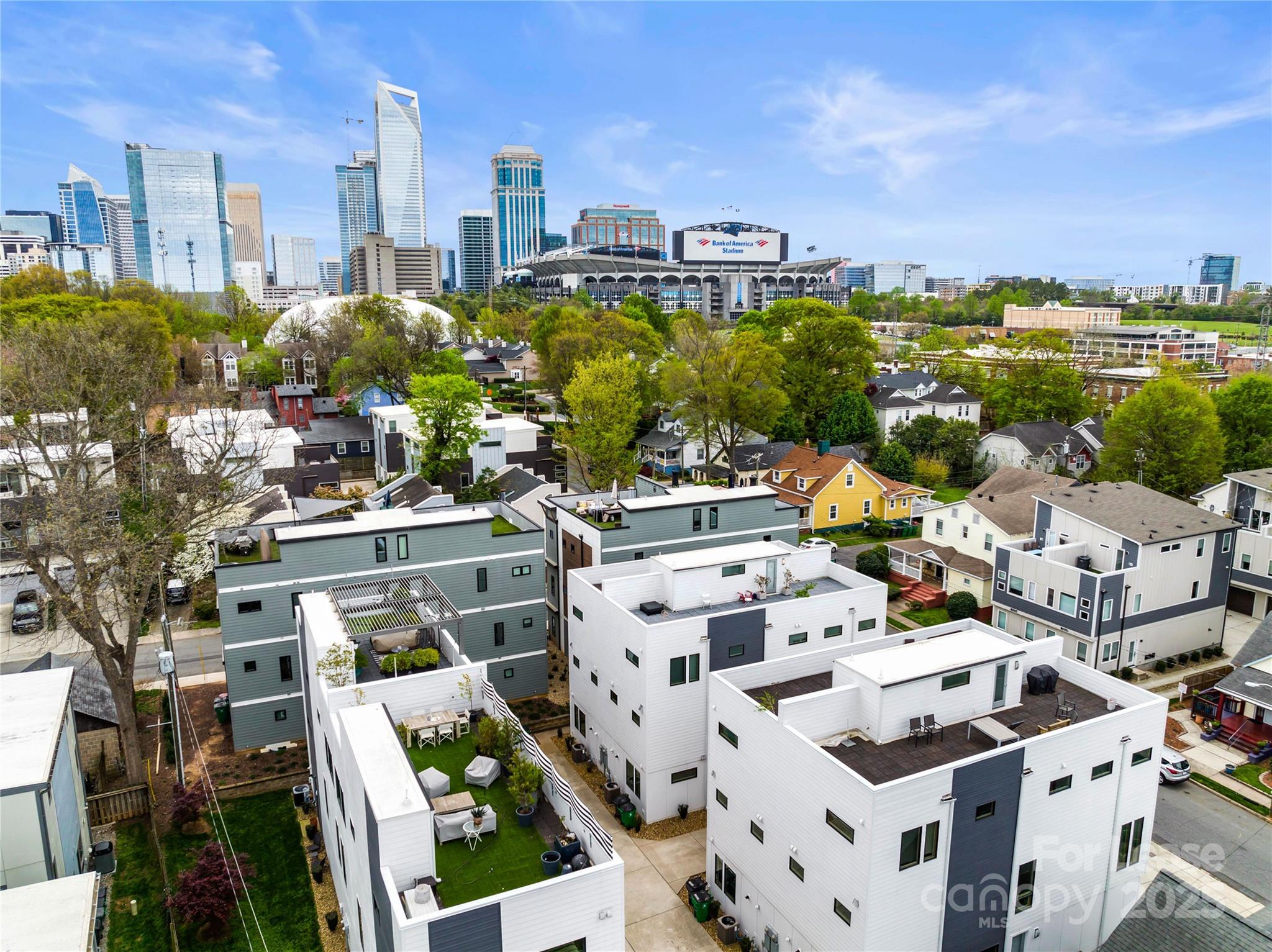 1004 Greenleaf Avenue Unit: B