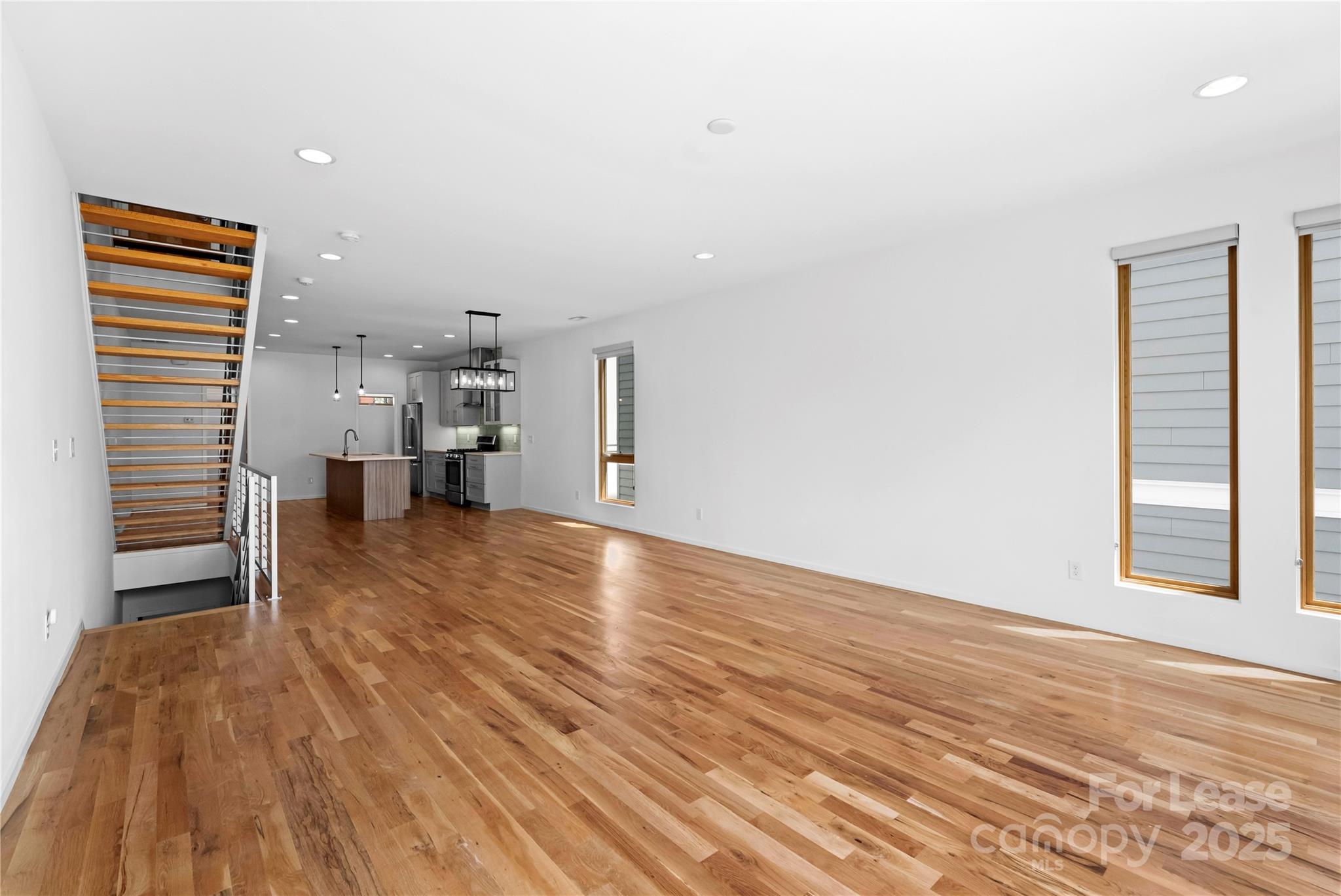 1004 Greenleaf Avenue Unit: B